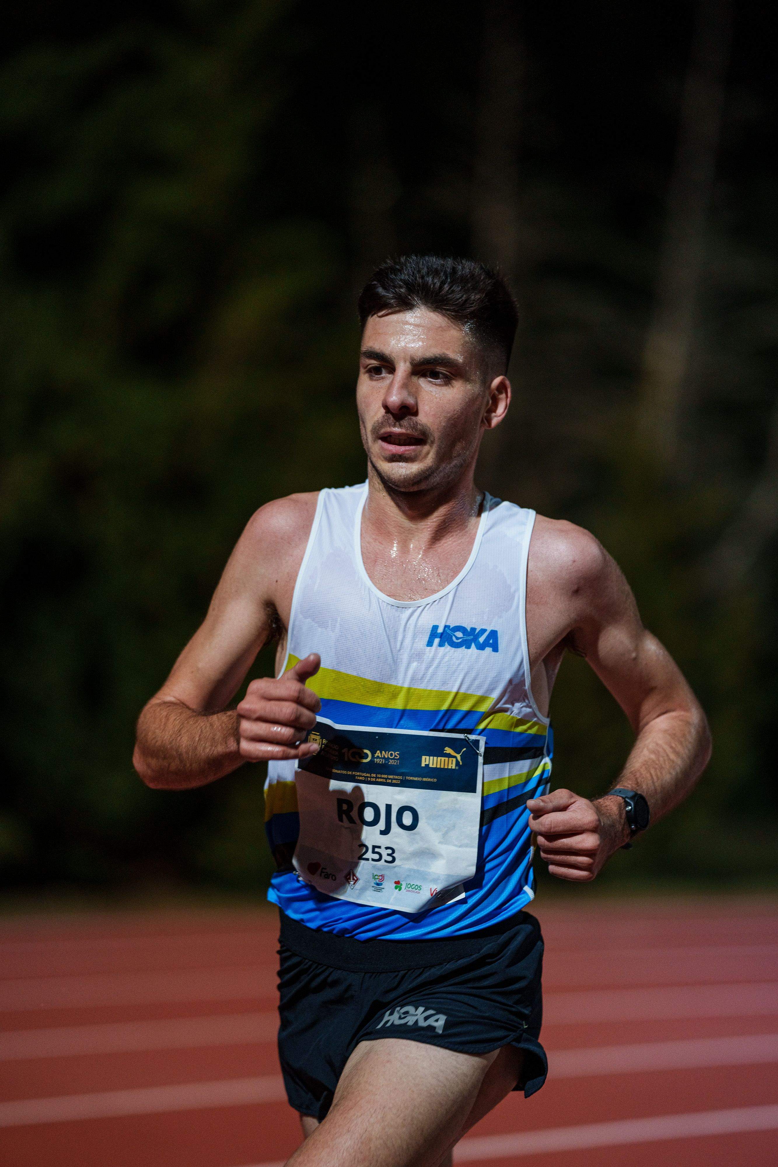 Yago Rojo, en 2022, compitiendo en el Campeonato de España de 10.000 m en el que ocupó la cuarta posición. SPORTMEDIA