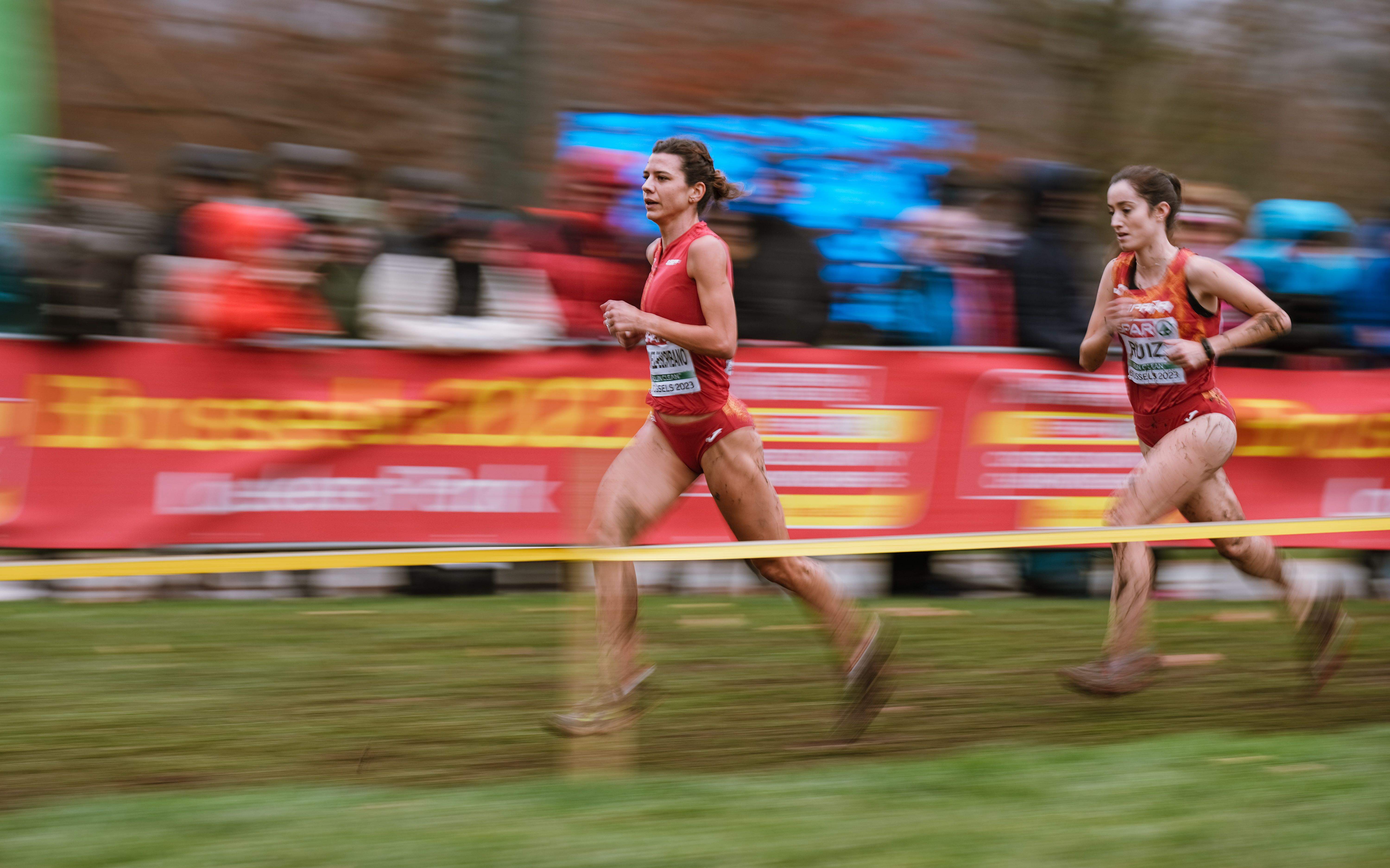 Sánchez Escribano y Cristina Ruiz, las dos mejores españolas en el barro del Europeo de Cross de Bruselas. SPORTMEDIA.