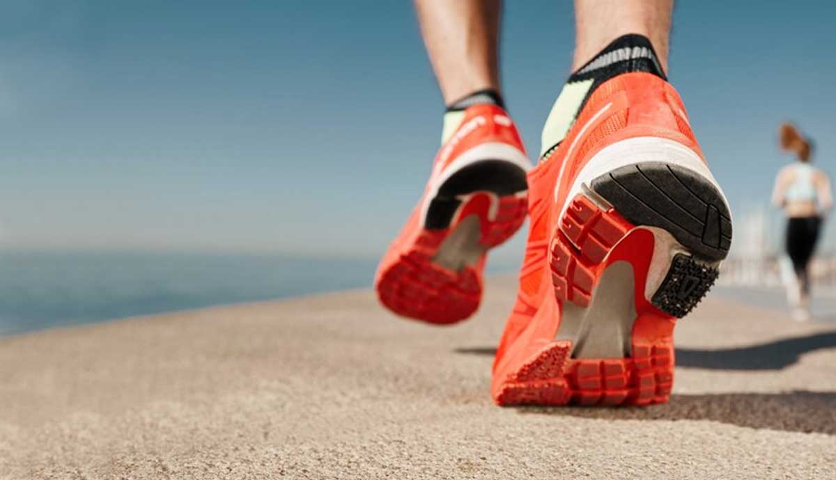 Elegir las zapatillas más adecuadas a tu nivel, peso, uso, terreno... es el primer paso para iniciarte en el running con seguridad