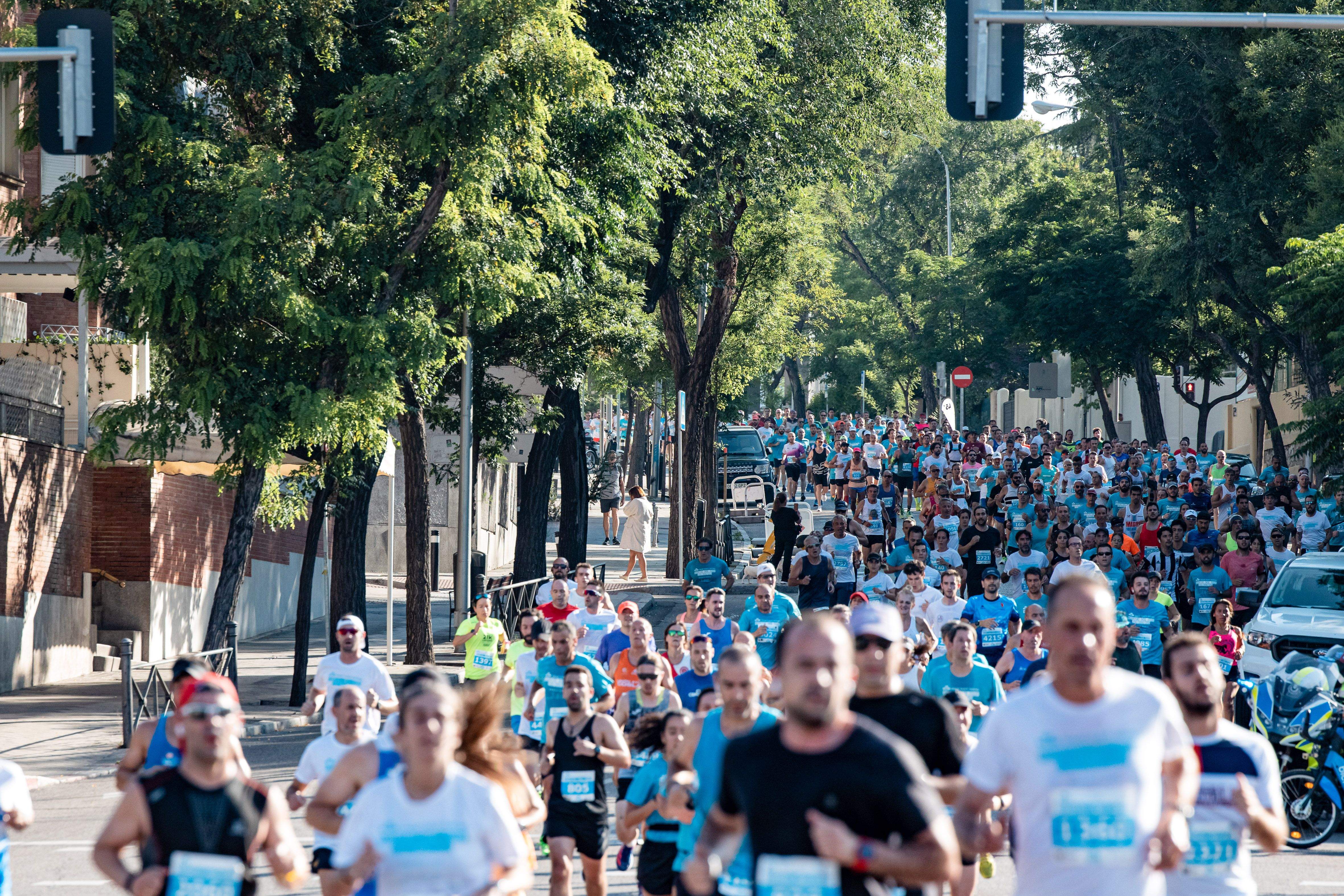 KLM Norte vs Sur 2024 será uno de los 10K más rápidos de España gracias a la remodelación de su recorrido. LAST LAP KLM Norte vs Sur 2024 será uno de los 10K más rápidos de España gracias a la remodelación de su recorrido. LAST LAP