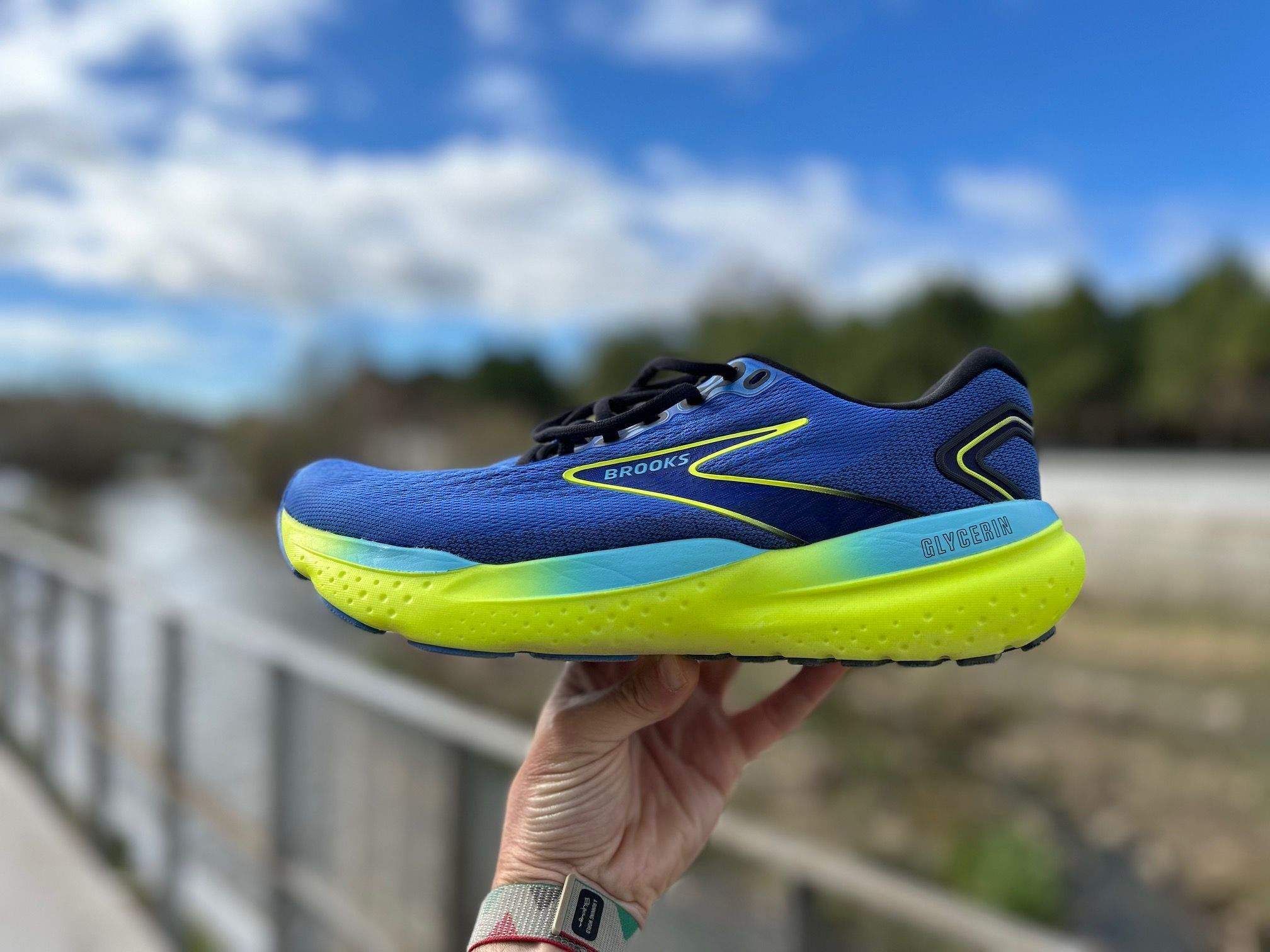 Analizamos al detalle la nueva Brooks Glycerin 21. Analizamos al detalle la nueva Brooks Glycerin 21.