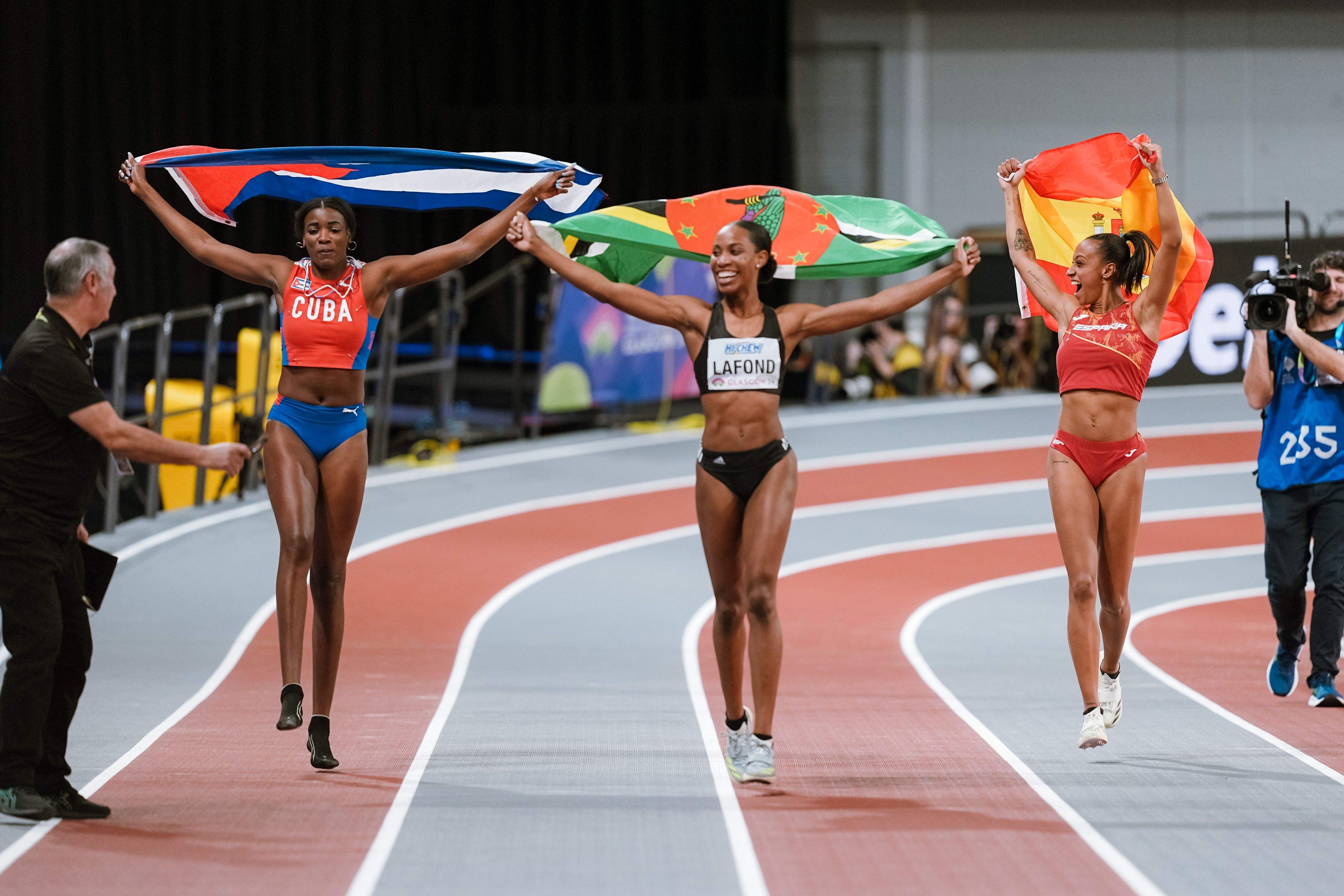 Las mejores fotos de la medalla de bronce de Ana Peleteiro en el Mundial de Glasgow. 120712fg908712