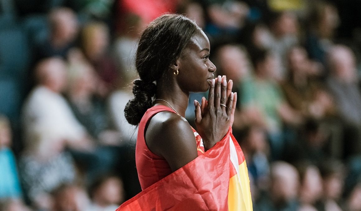 Fátima Diame tras lograr la medalla de bronce en el Mundial de Glasgow 2024. SPORTMEDIA.