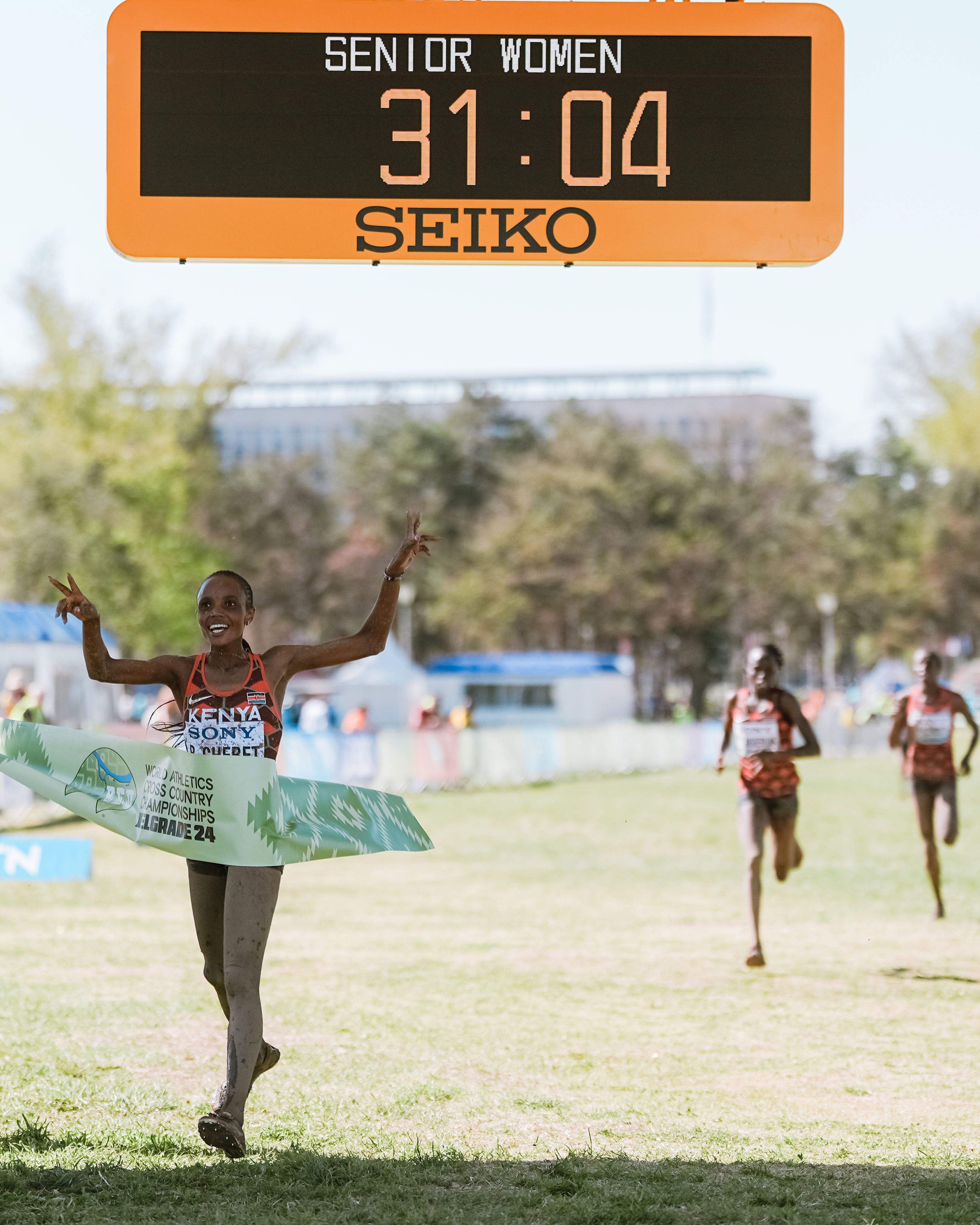 Beatrice Chebet revalidó el título mundial que ya había logrado en 2023 en Bathurst. SPORTMEDIA.