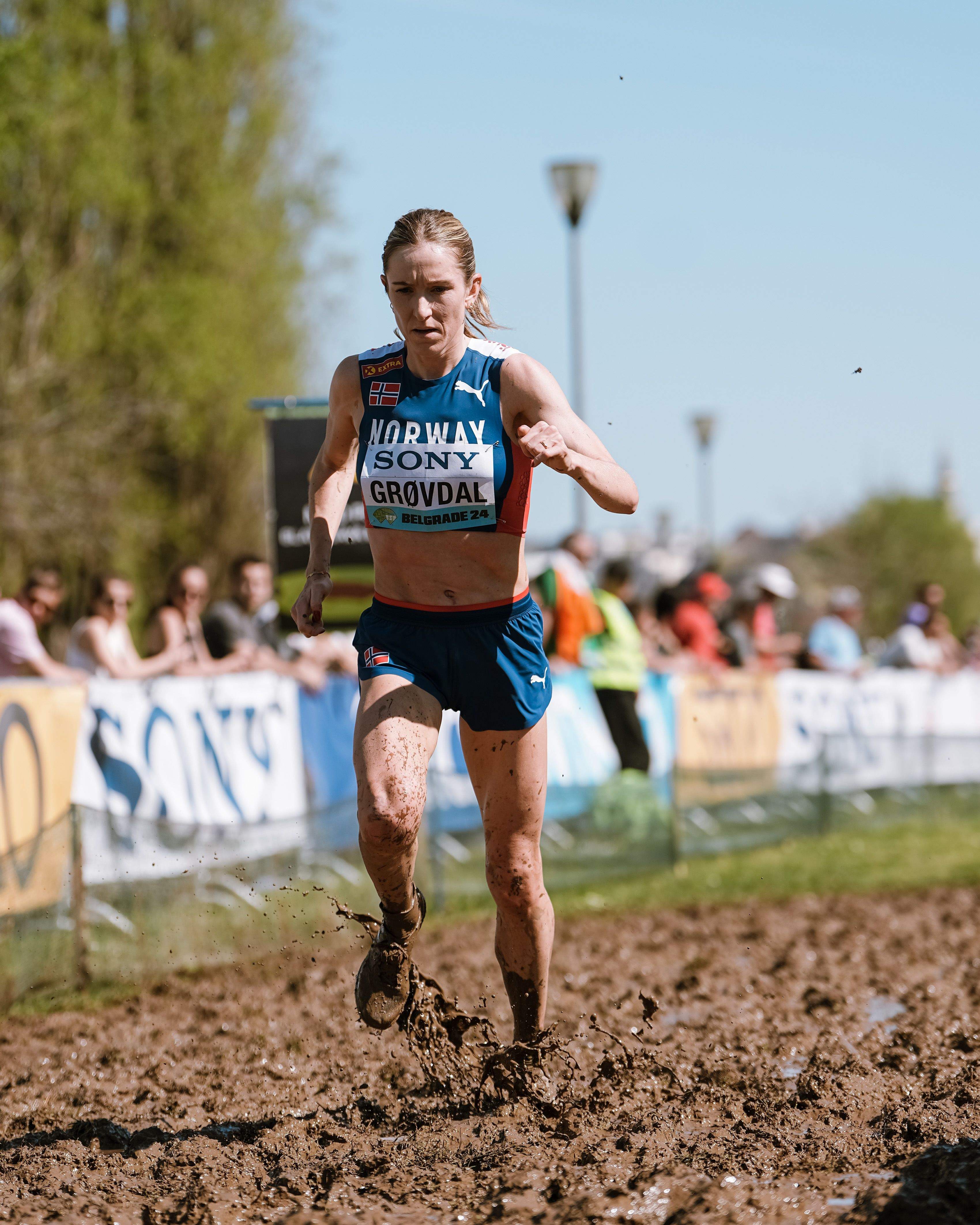 Karoline Grøvdal fue la mejor europea en el Campeonato del Mundo de Cross de Belgrado, finalizando en 14ª posición. SPORTMEDIA.