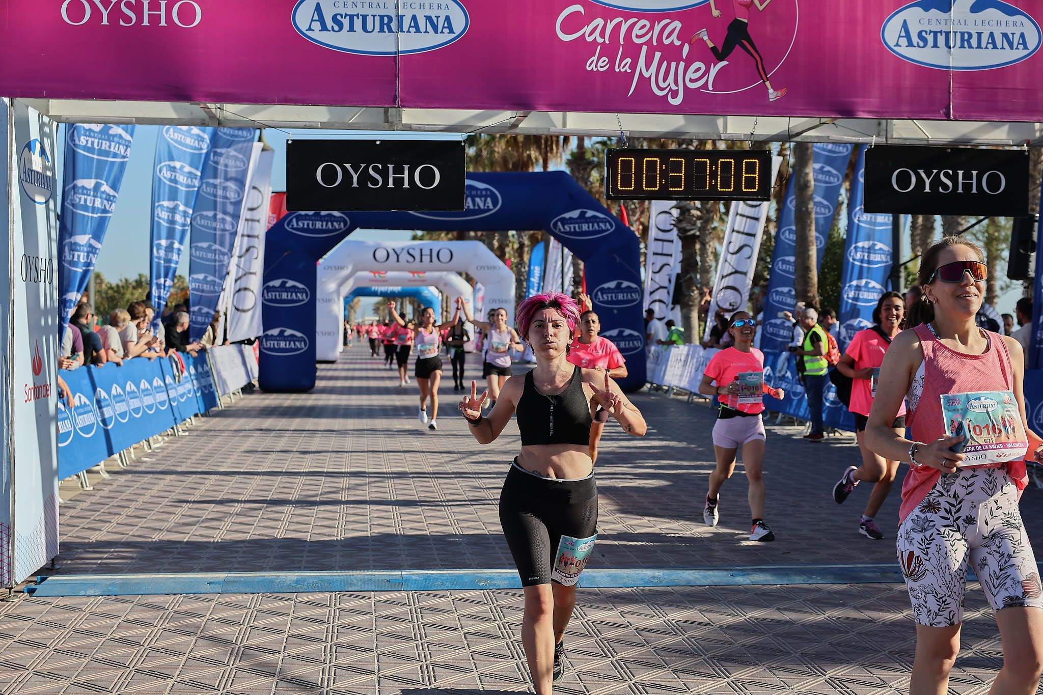 Las mejores fotos de la Carrera de la Mujer Central Lechera Asturiana de Valencia 2024. 0455