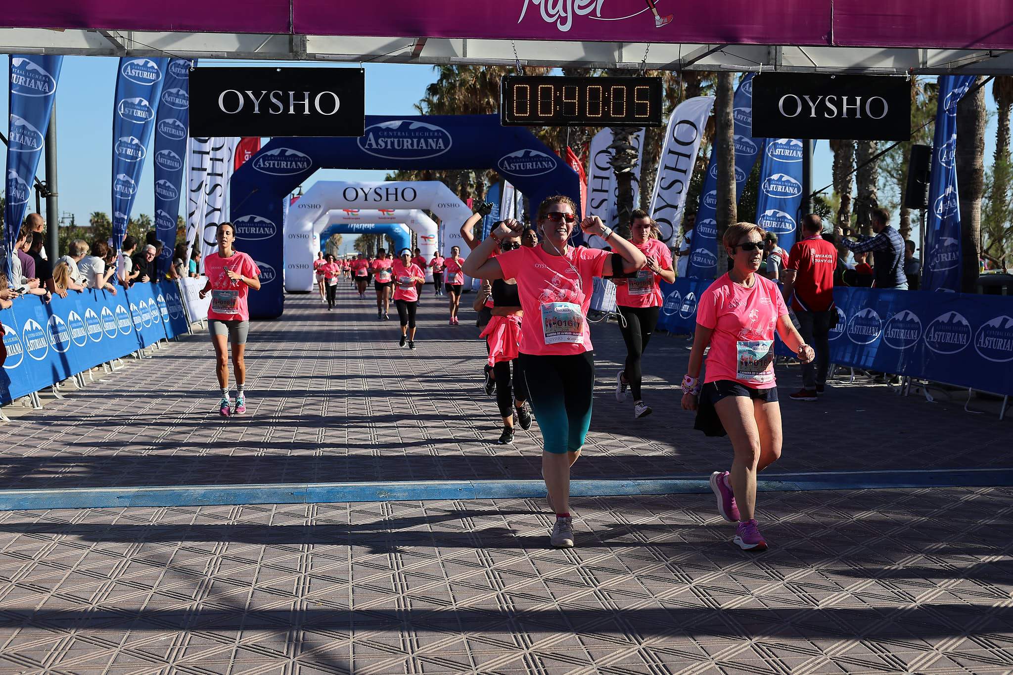 Las mejores fotos de la Carrera de la Mujer Central Lechera Asturiana de Valencia 2024. 0574