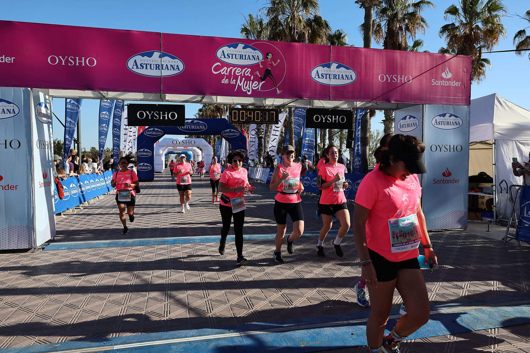 Las mejores fotos de la Carrera de la Mujer Central Lechera Asturiana de Valencia 2024. 0579