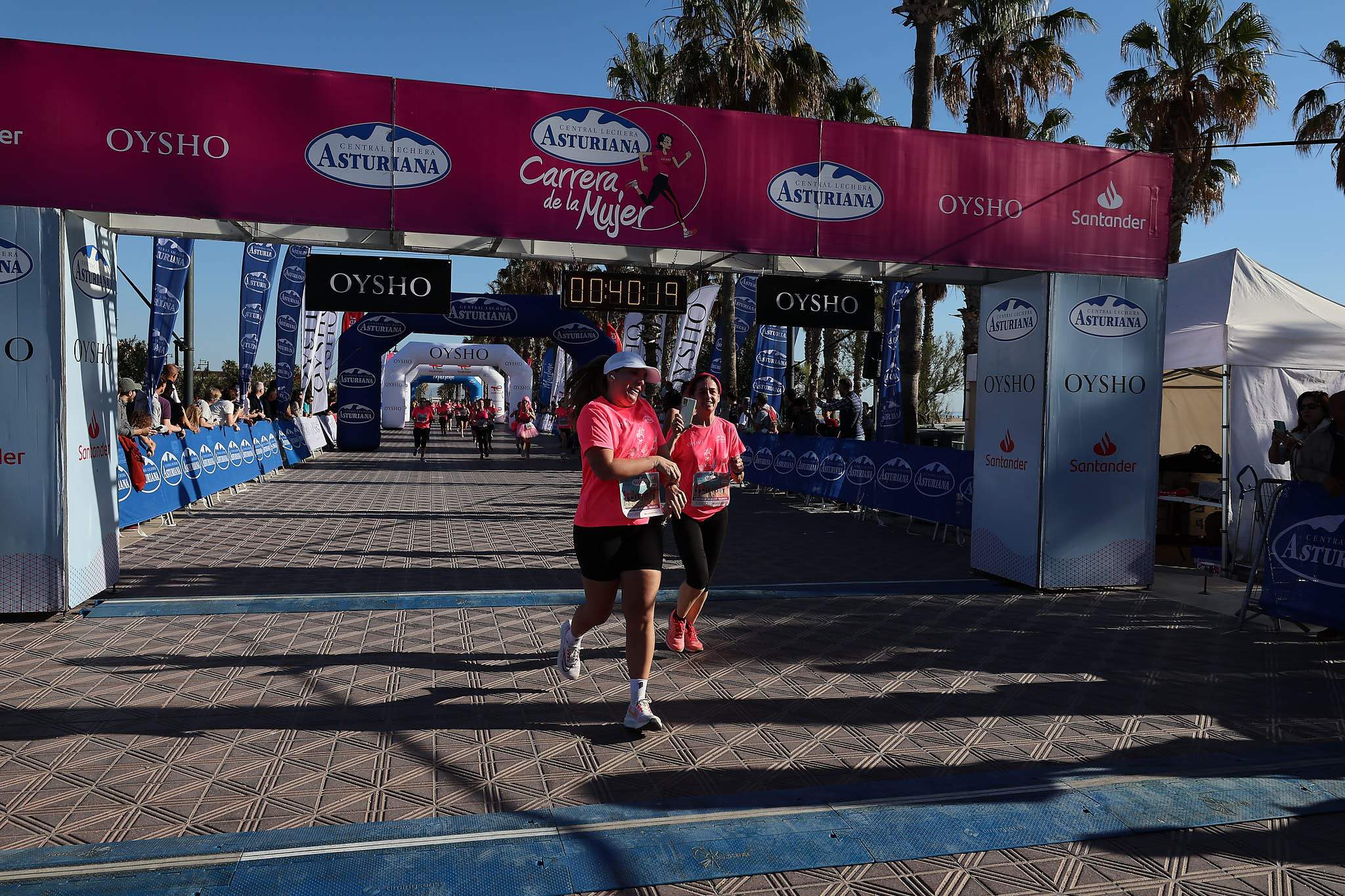 Las mejores fotos de la Carrera de la Mujer Central Lechera Asturiana de Valencia 2024. 0581