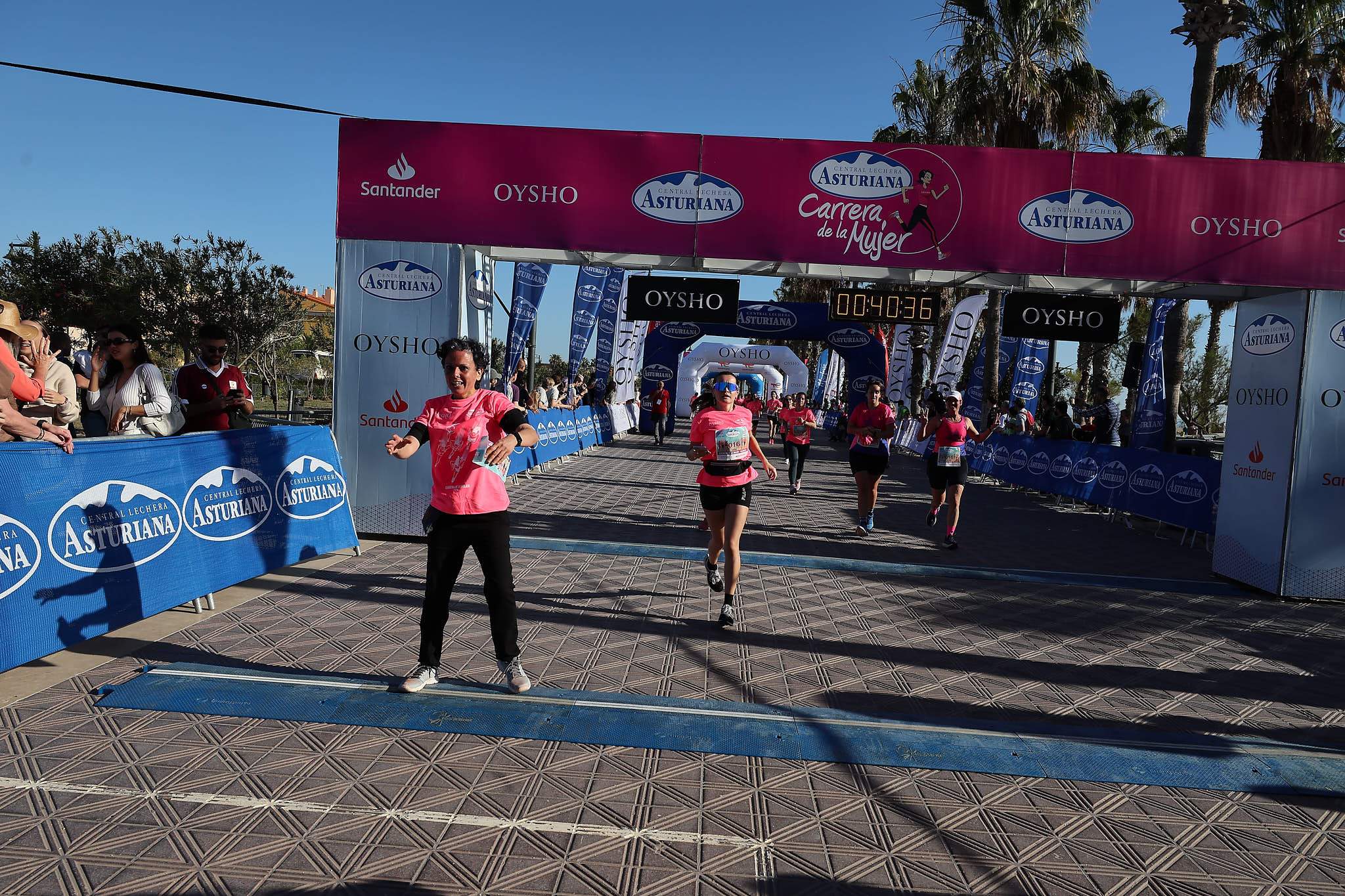 Las mejores fotos de la Carrera de la Mujer Central Lechera Asturiana de Valencia 2024. 0592