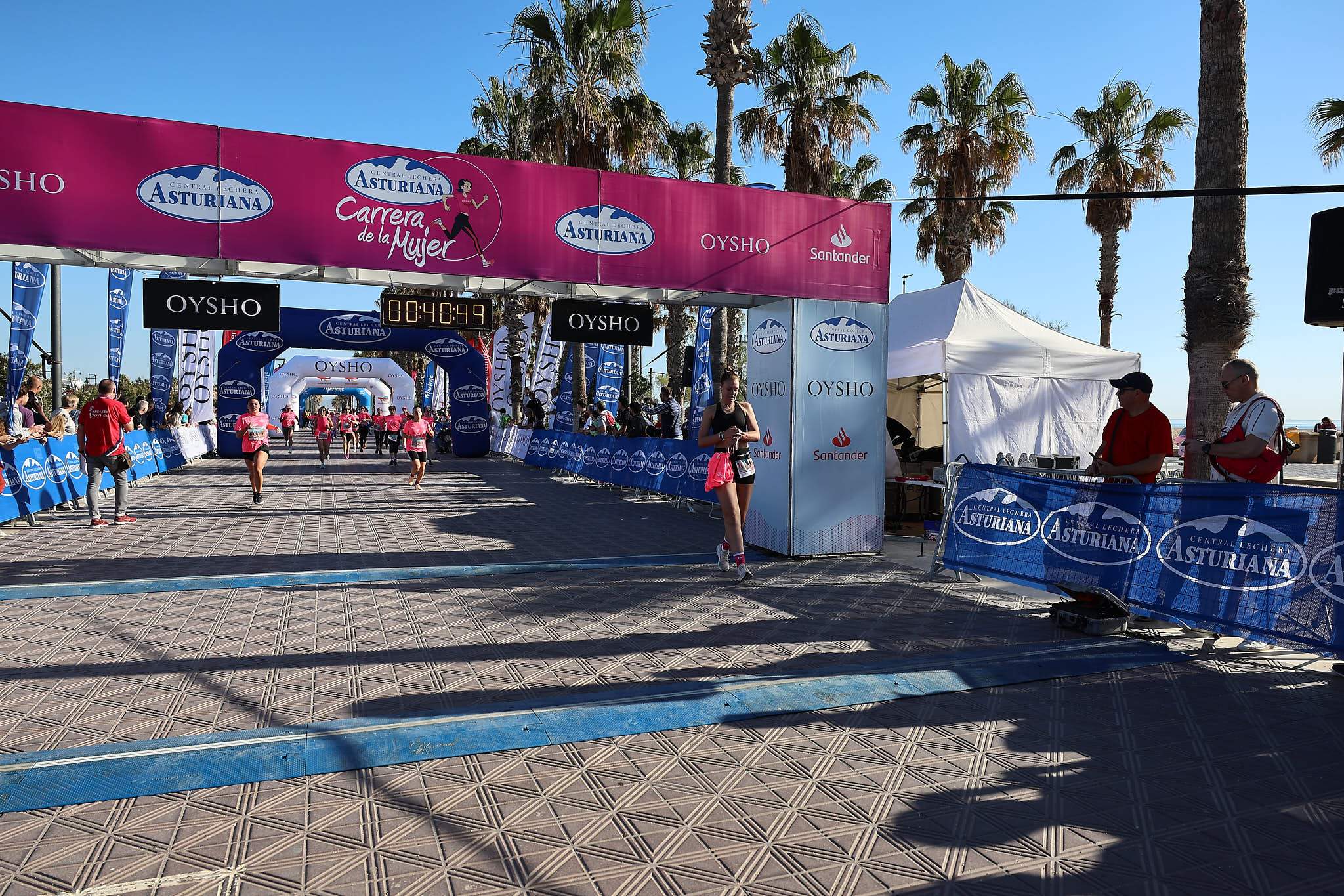 Las mejores fotos de la Carrera de la Mujer Central Lechera Asturiana de Valencia 2024. 0598