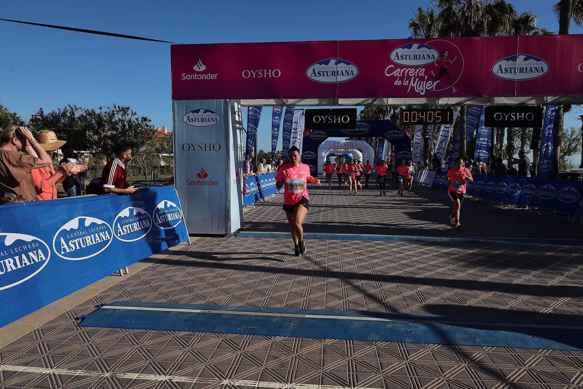 Las mejores fotos de la Carrera de la Mujer Central Lechera Asturiana de Valencia 2024. 0599