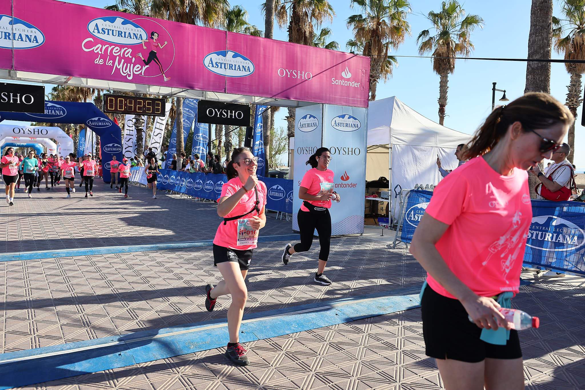 Las mejores fotos de la Carrera de la Mujer Central Lechera Asturiana de Valencia 2024. 0669