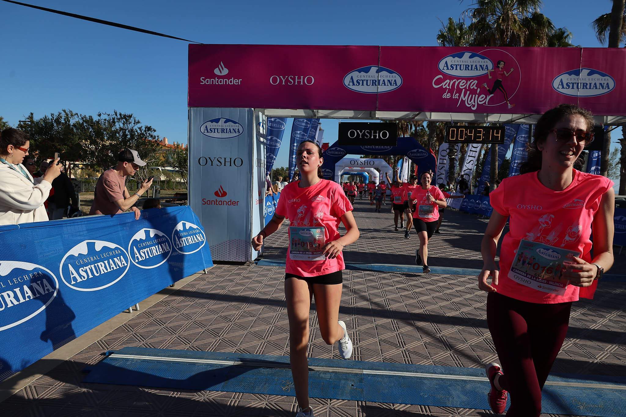 Las mejores fotos de la Carrera de la Mujer Central Lechera Asturiana de Valencia 2024. 0681
