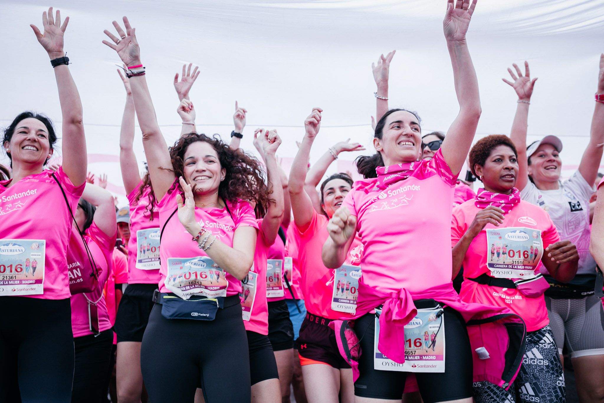 Las 50 mejores fotos de la Carrera de la Mujer Central Lechera Asturiana de Madrid 2024. (8)