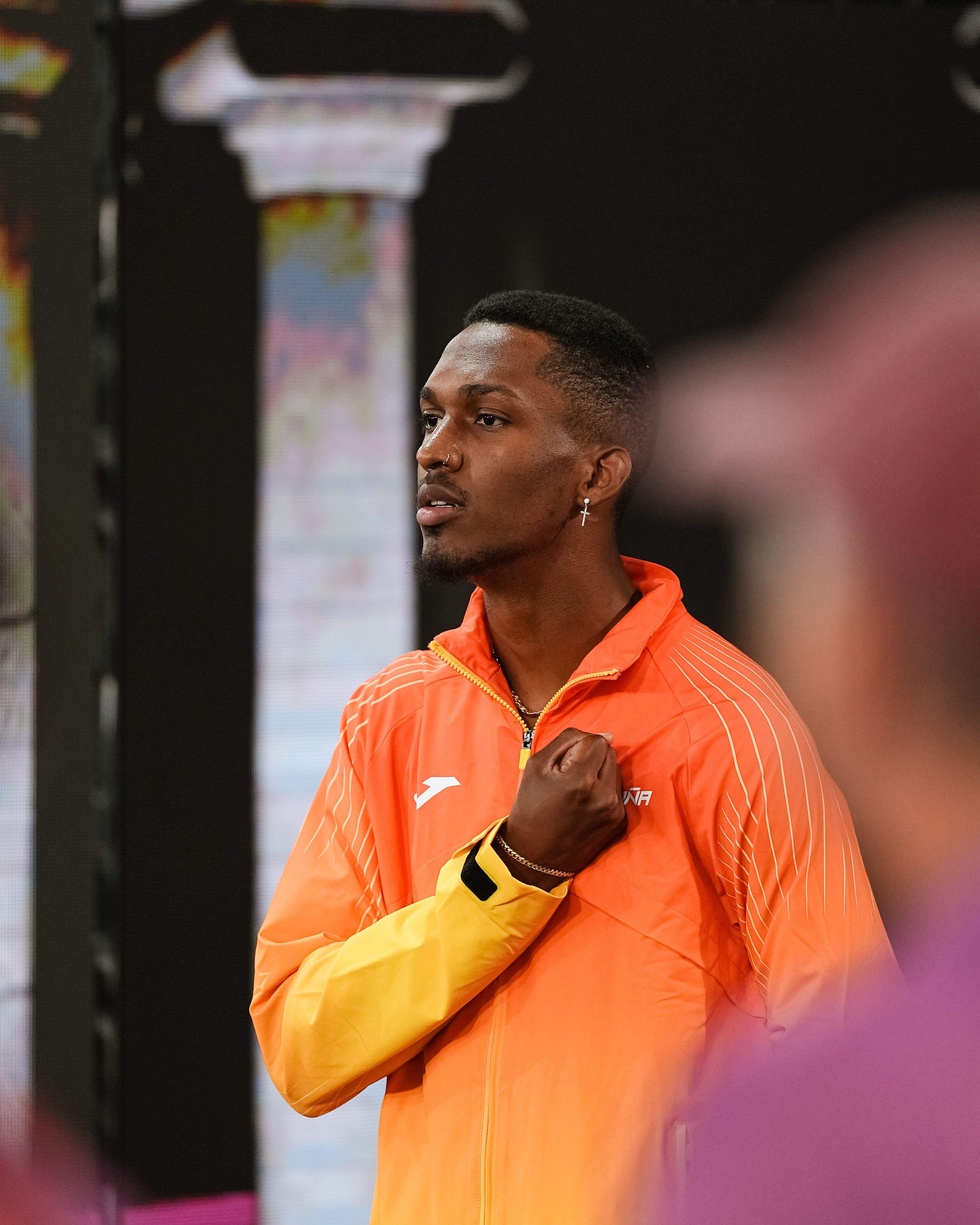 Jordan Díaz se traslada a Arkansas a entrenar, lejos de Iván Pedroso. SPORTMEDIA.