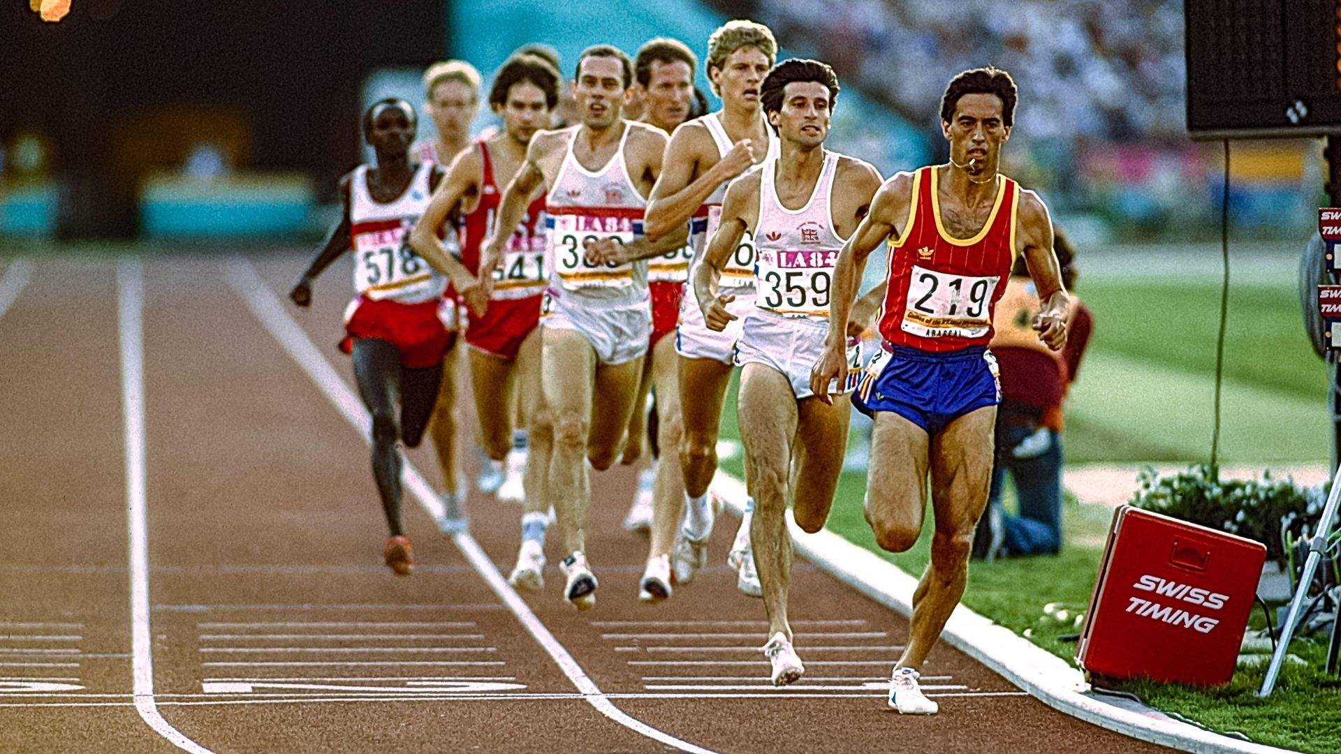 Una imagen de la final olímpica de 1500 metros en Los Ángeles 1984 con Abascal perseguido por Coe, Cram y Ovett. Una imagen de la final olímpica de 1500 metros en Los Ángeles 1984 con Abascal perseguido por Coe, Cram y Ovett.