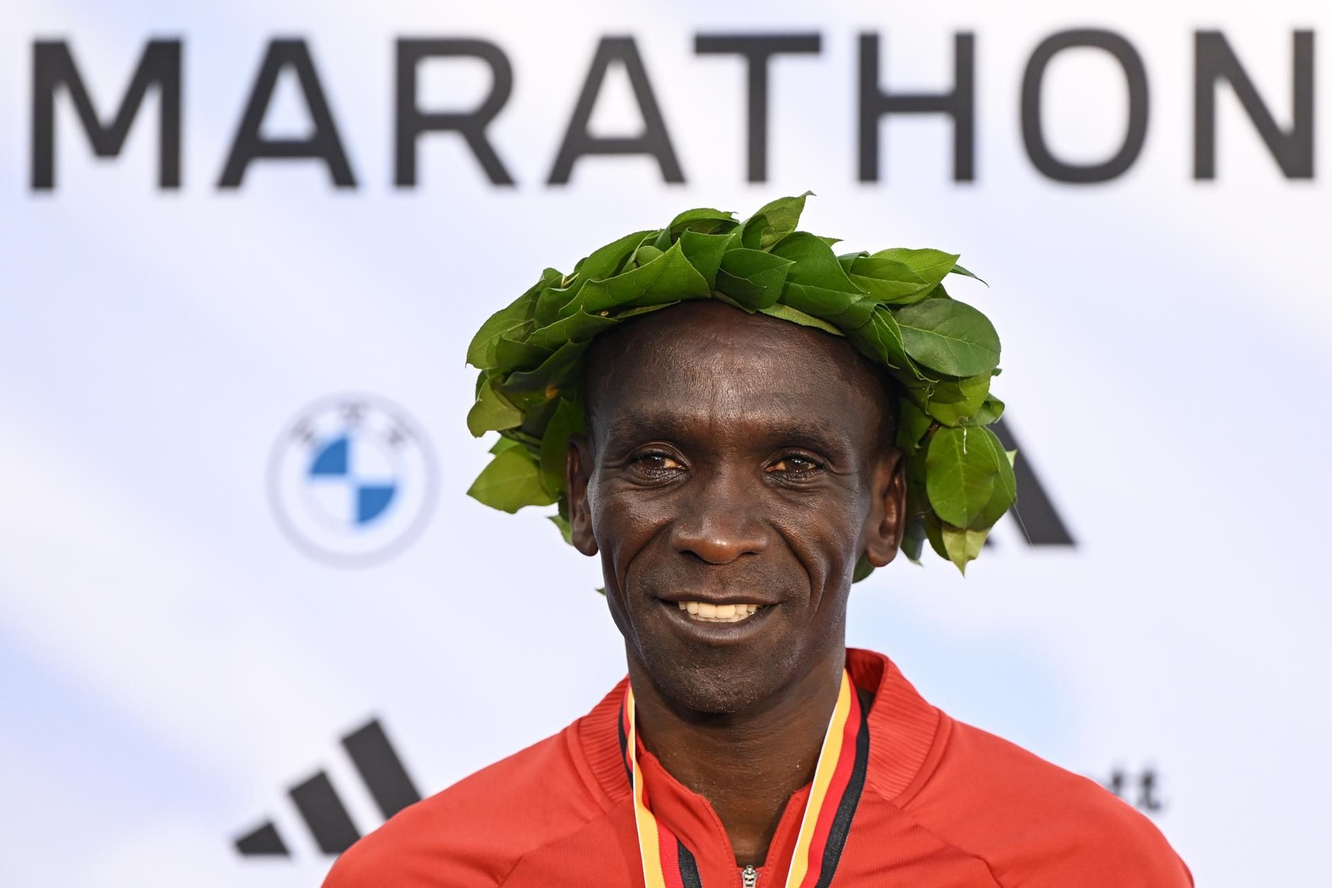 El keniano Eliud Kipchoge, doble campeón olímpico de maratón en Río 2016 y Tokio 2020, en una foto de archivo. EFE.