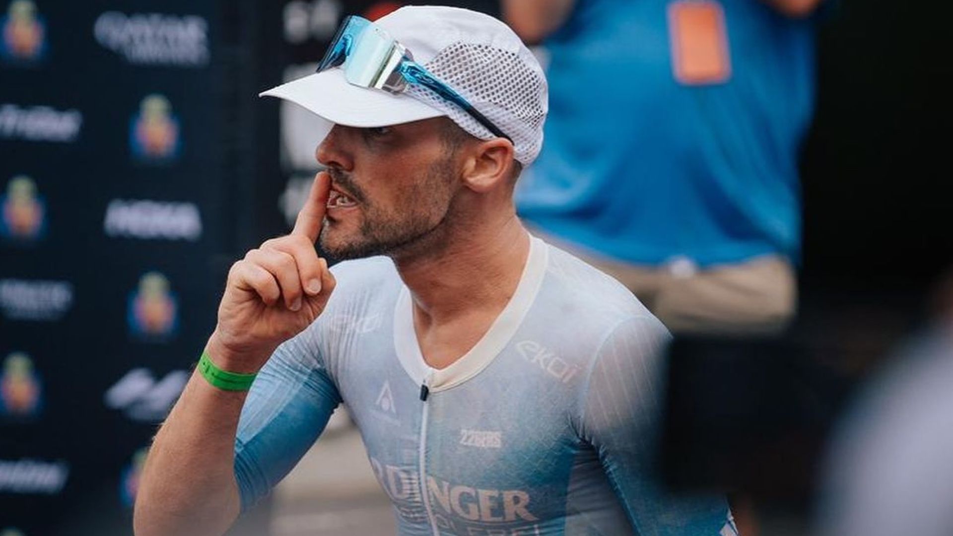 Patrick Lange después de ganar el Mundial de Ironman en Kona 2024. LUCA PHIL FRANCE.