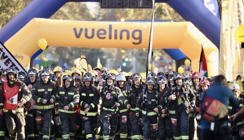 Adam Maijó y Meritxell Soler, vencedores de la Vueling Cursa Bombers Barcelona más emotiva.