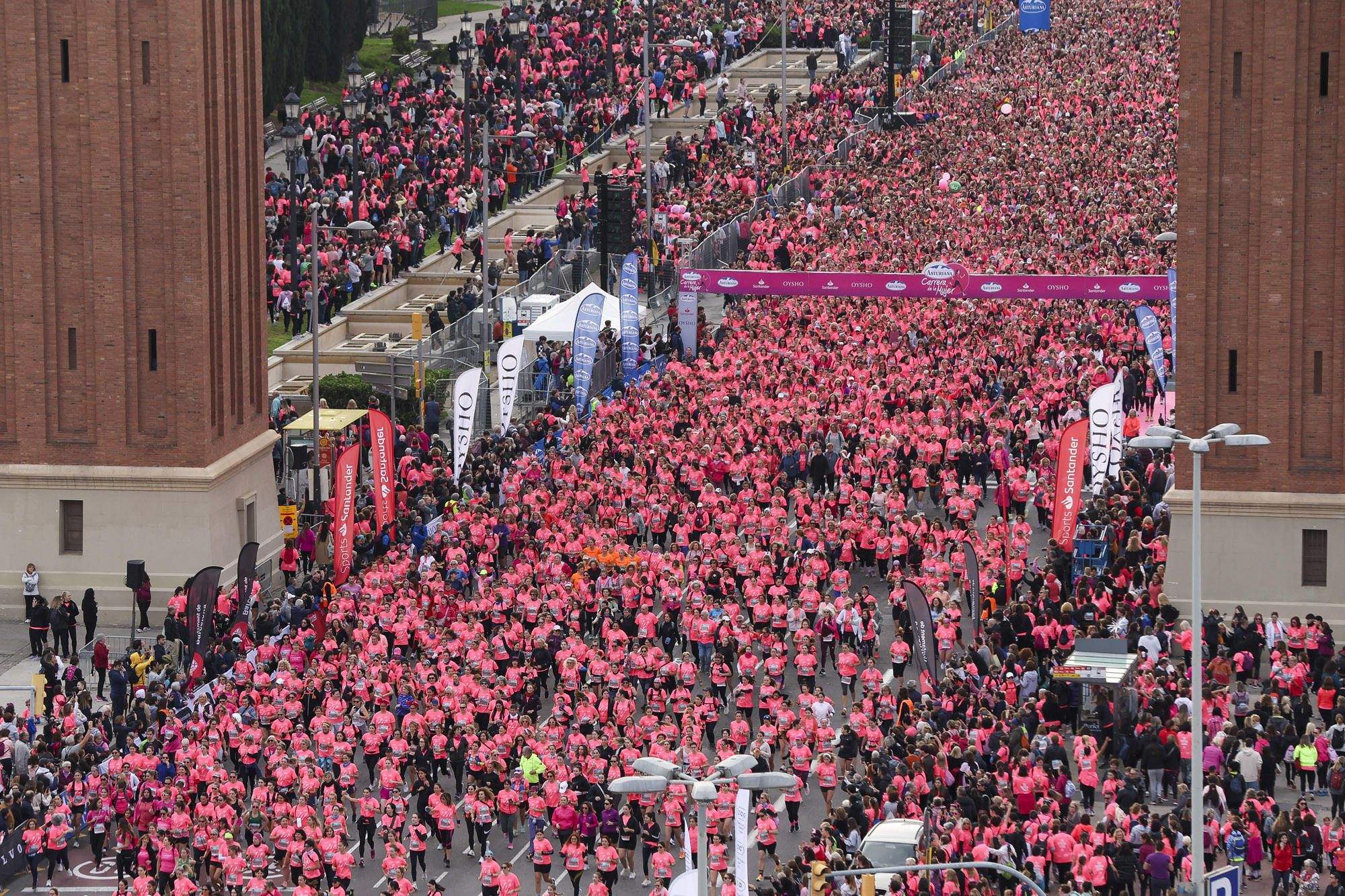 Las mejores fotos de la Carrera de la Mujer de Barcelona 2024. GL 09264