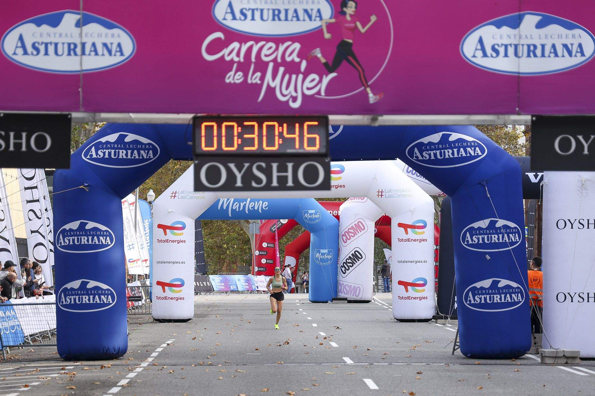 Las mejores fotos de la Carrera de la Mujer de Barcelona 2024. GL 00065