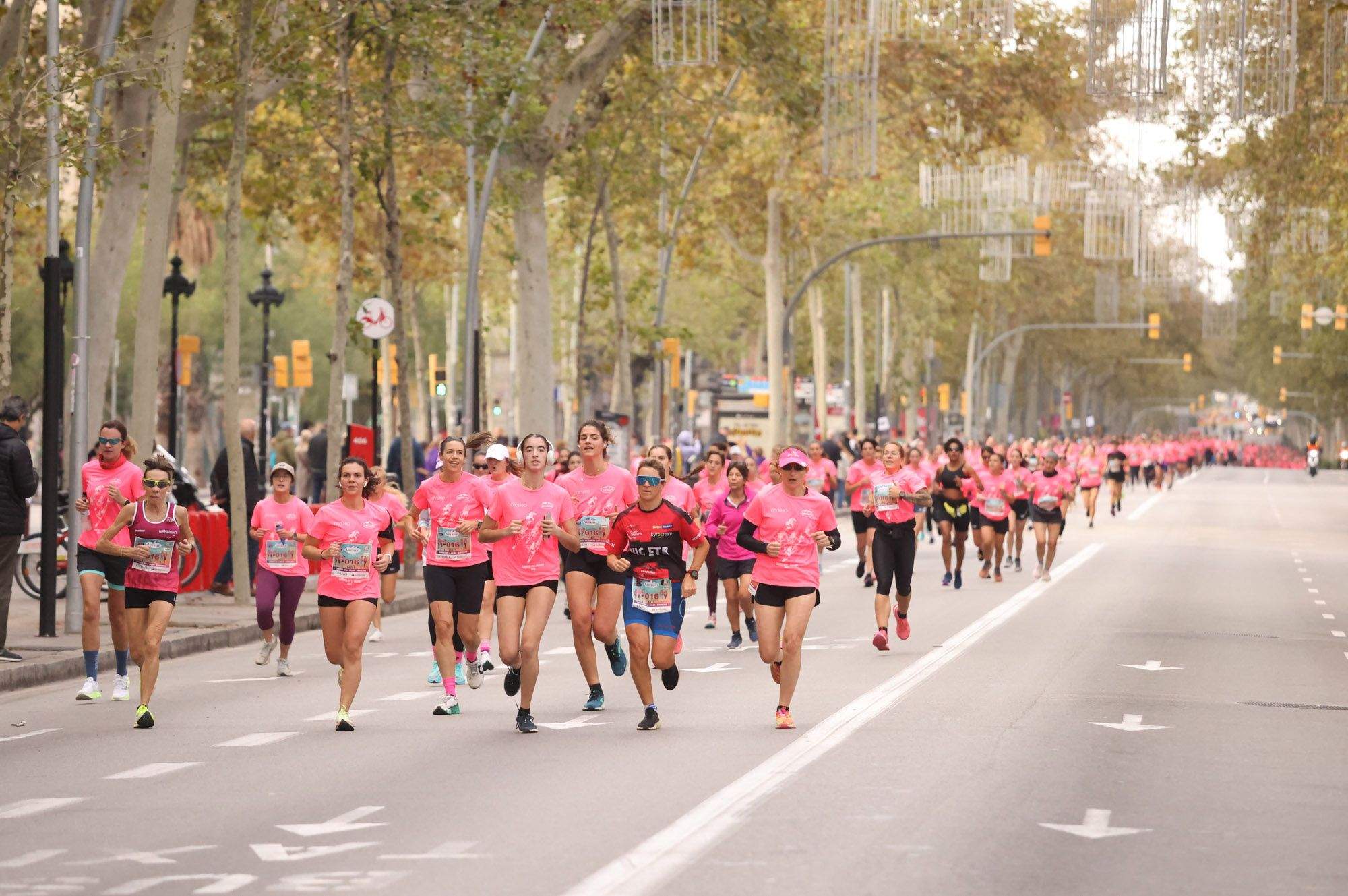 Las mejores fotos de la Carrera de la Mujer de Barcelona 2024. 3E5A8485