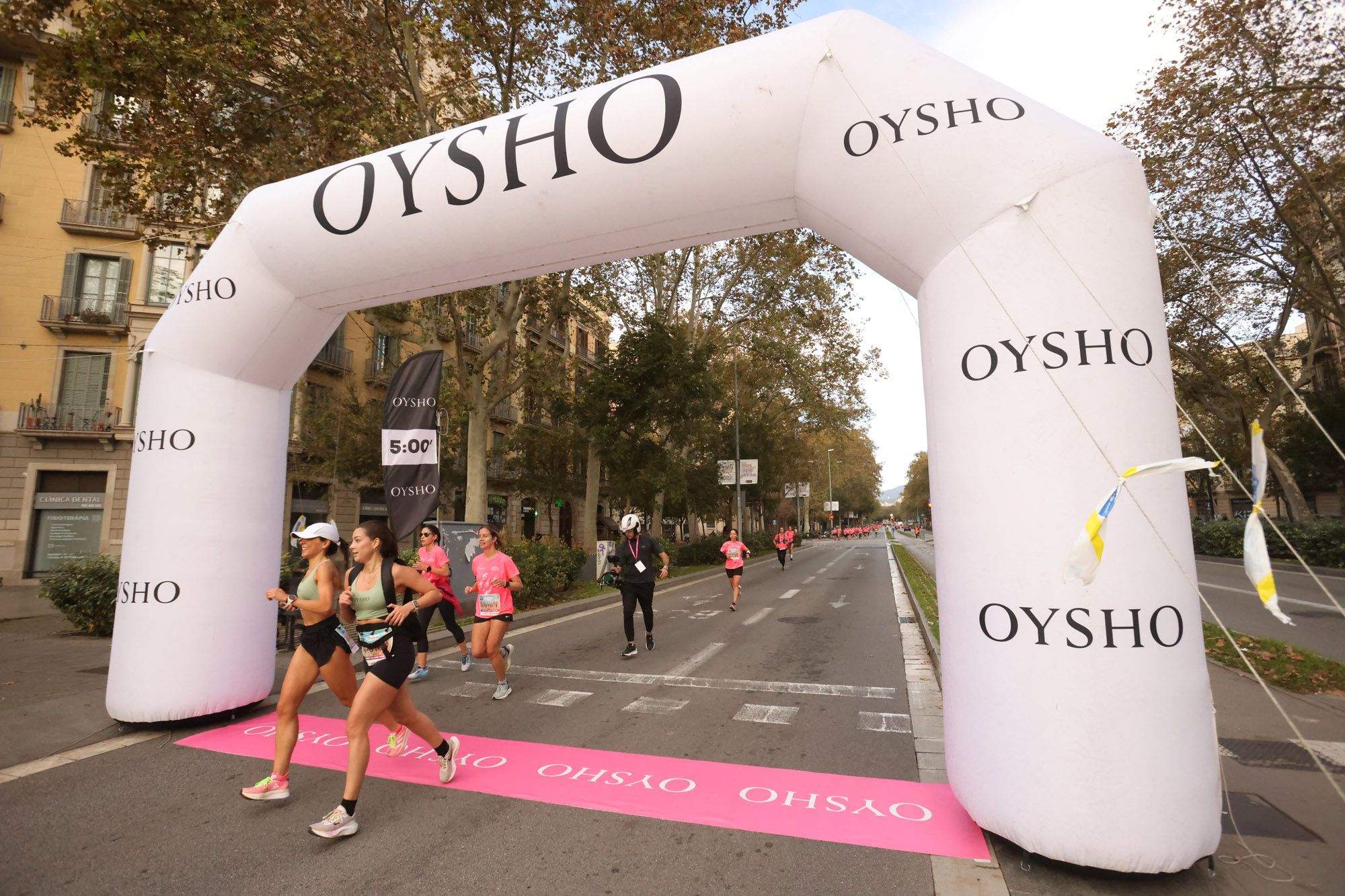 Las mejores fotos de la Carrera de la Mujer de Barcelona 2024. 3E5A8534