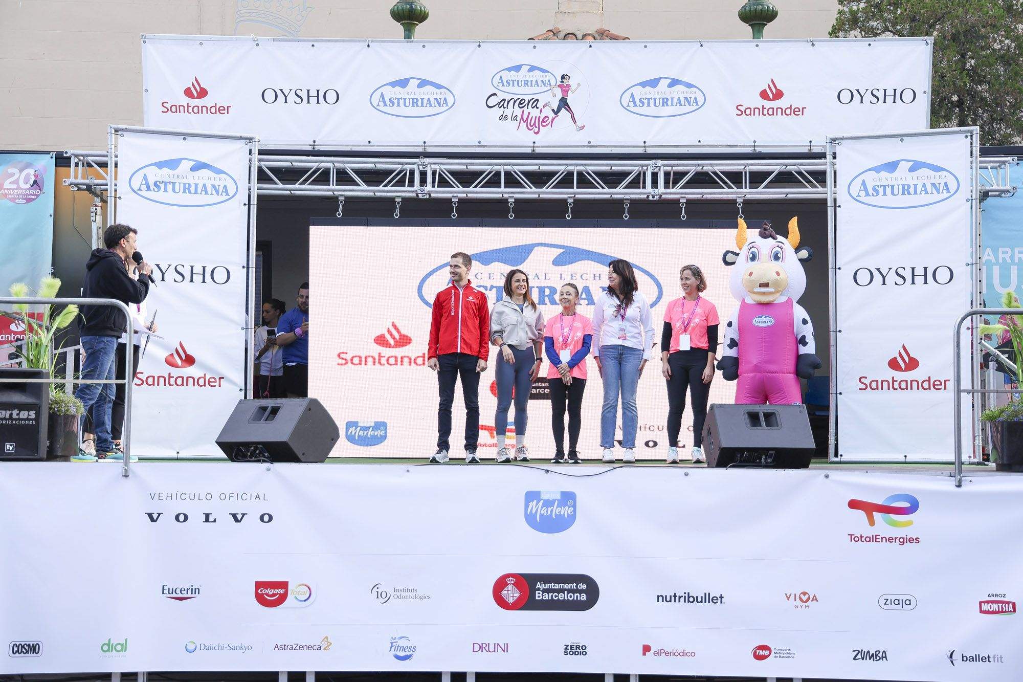 Las mejores fotos de la Carrera de la Mujer de Barcelona 2024. GL 02097