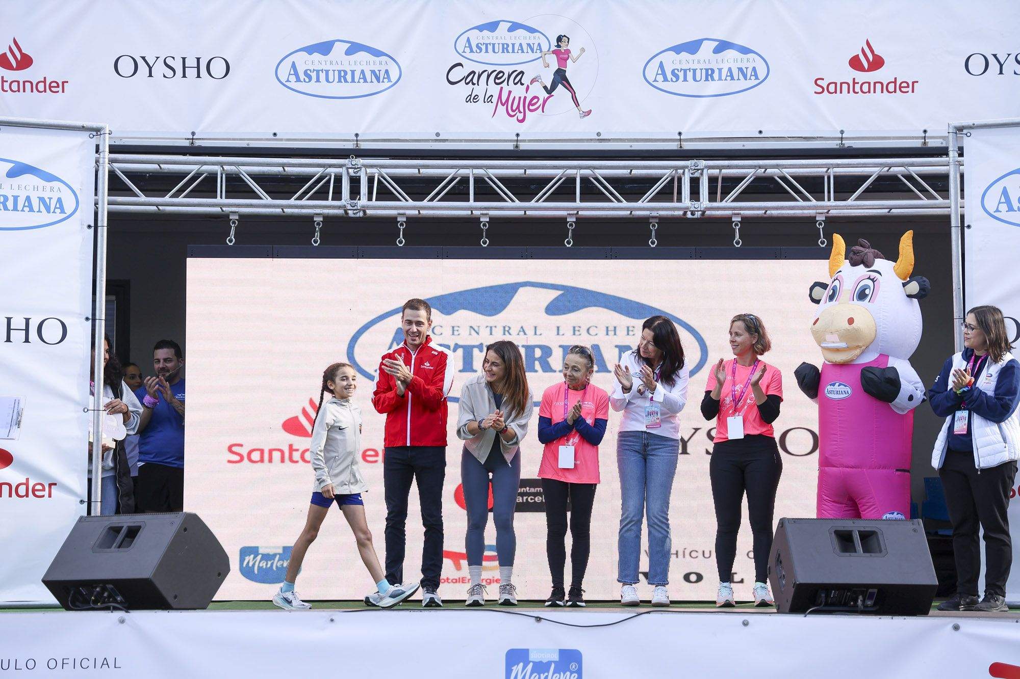 Las mejores fotos de la Carrera de la Mujer de Barcelona 2024. GL 02116