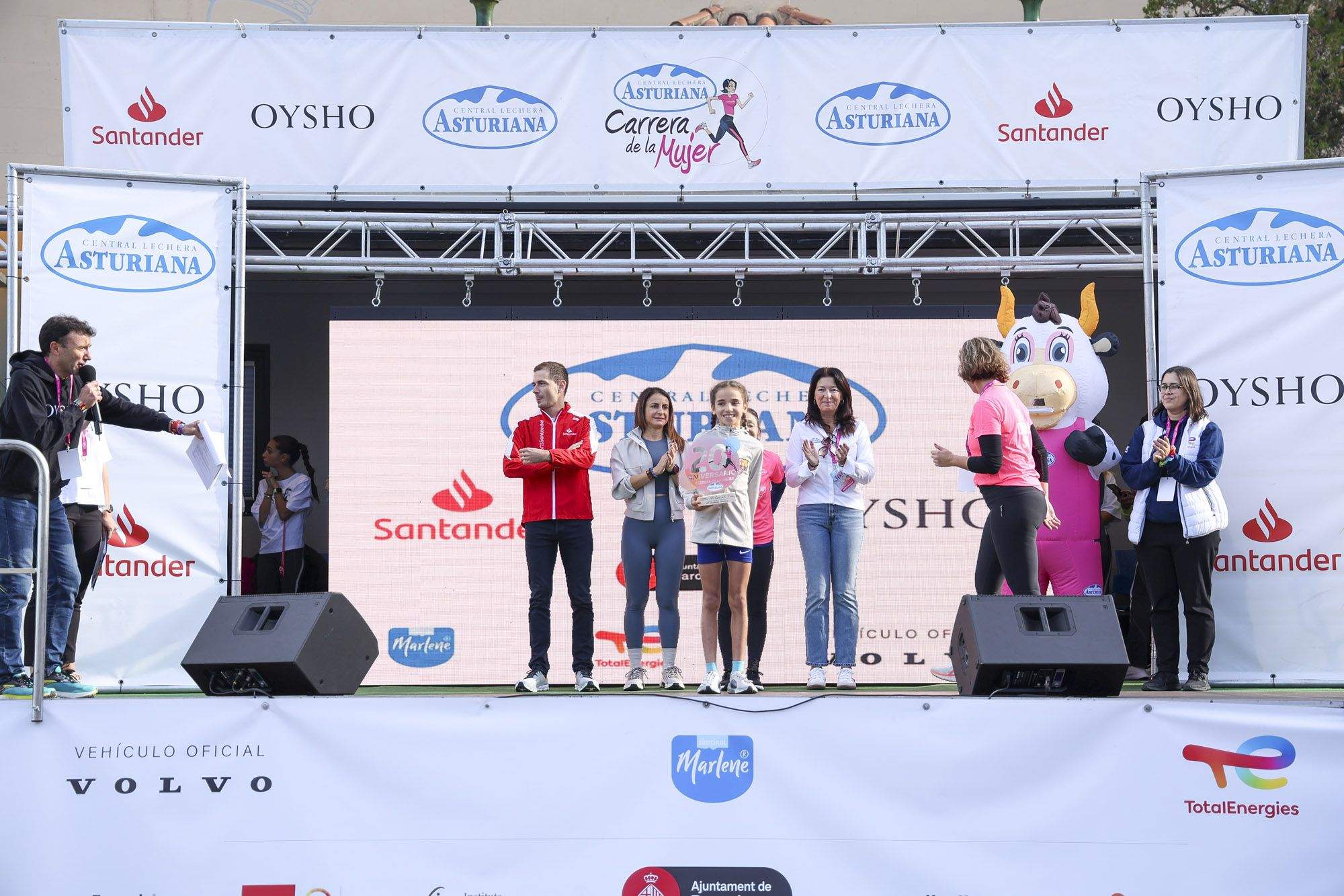 Las mejores fotos de la Carrera de la Mujer de Barcelona 2024. GL 02251