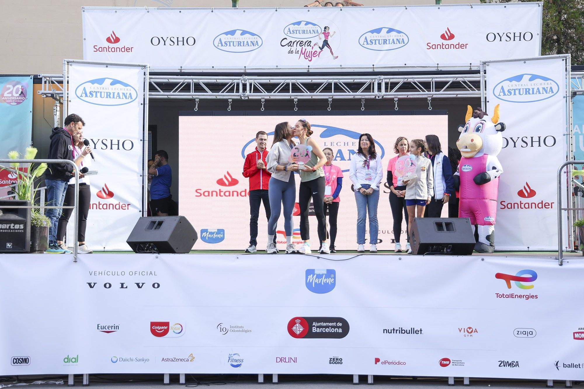 Las mejores fotos de la Carrera de la Mujer de Barcelona 2024. GL 02293