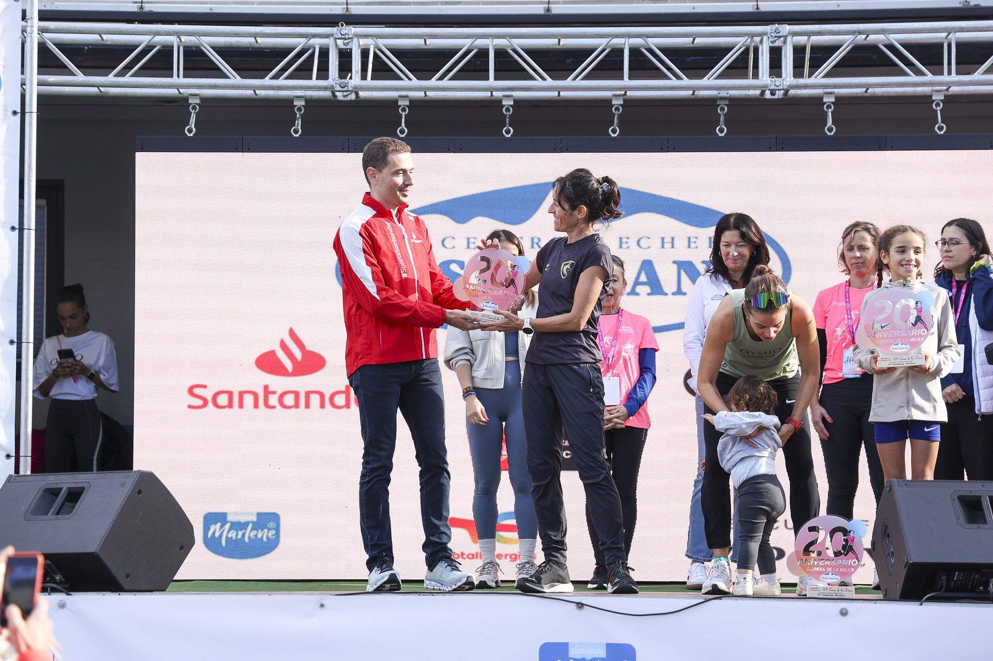 Las mejores fotos de la Carrera de la Mujer de Barcelona 2024. GL 02411