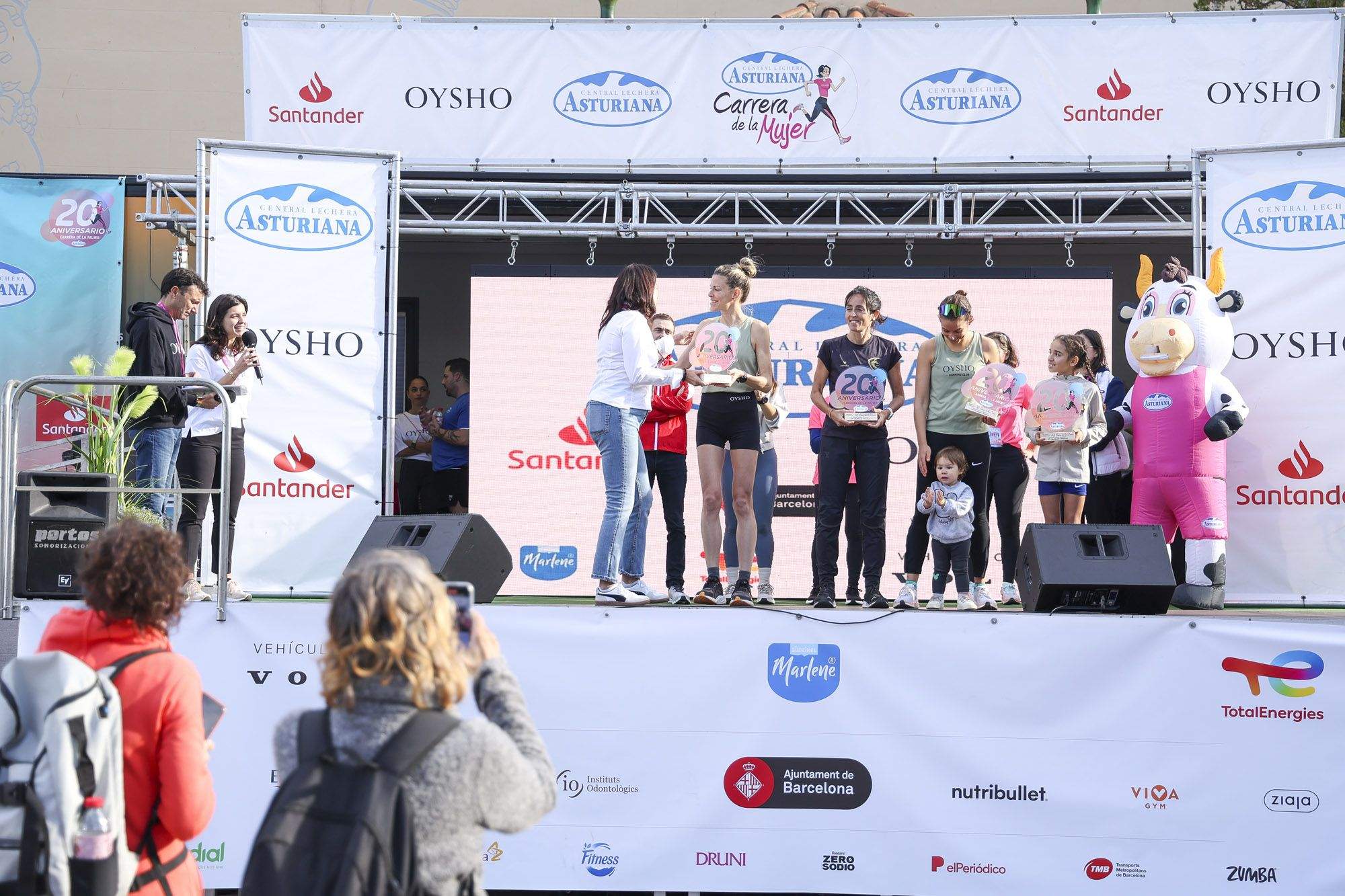 Las mejores fotos de la Carrera de la Mujer de Barcelona 2024. GL 02485