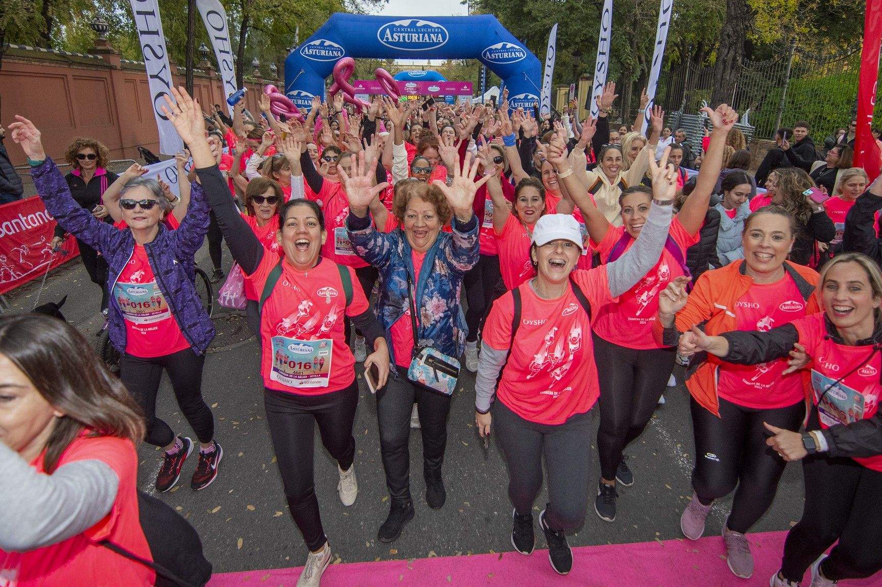 Las mejores fotos de la Carrera de la Mujer de Sevilla 2024. 066.