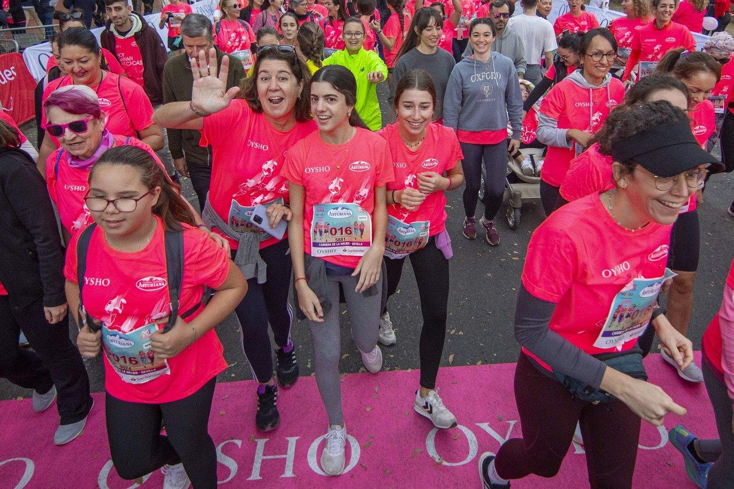 Las mejores fotos de la Carrera de la Mujer de Sevilla 2024. 079.