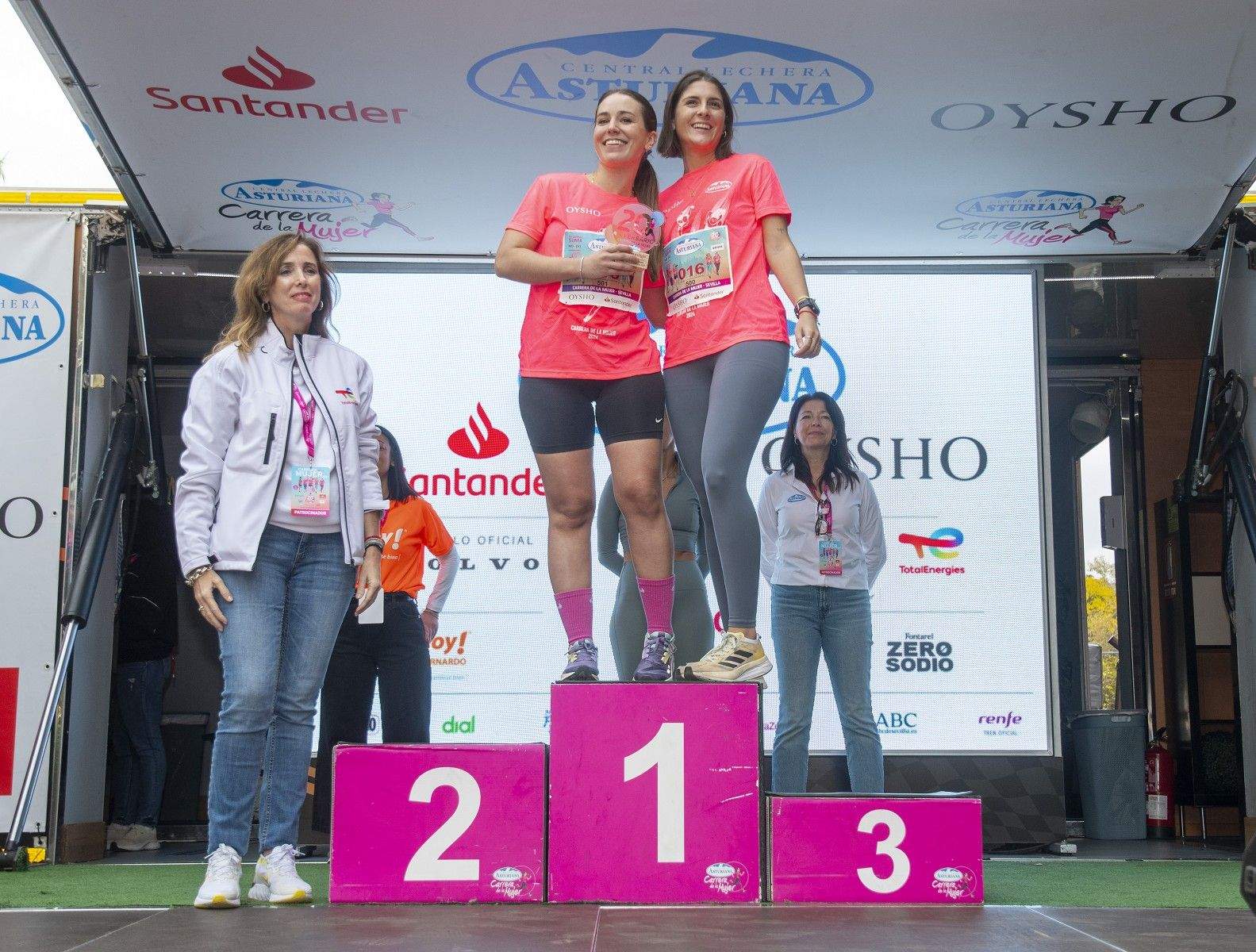Las mejores fotos de la Carrera de la Mujer de Sevilla 2024. 348.