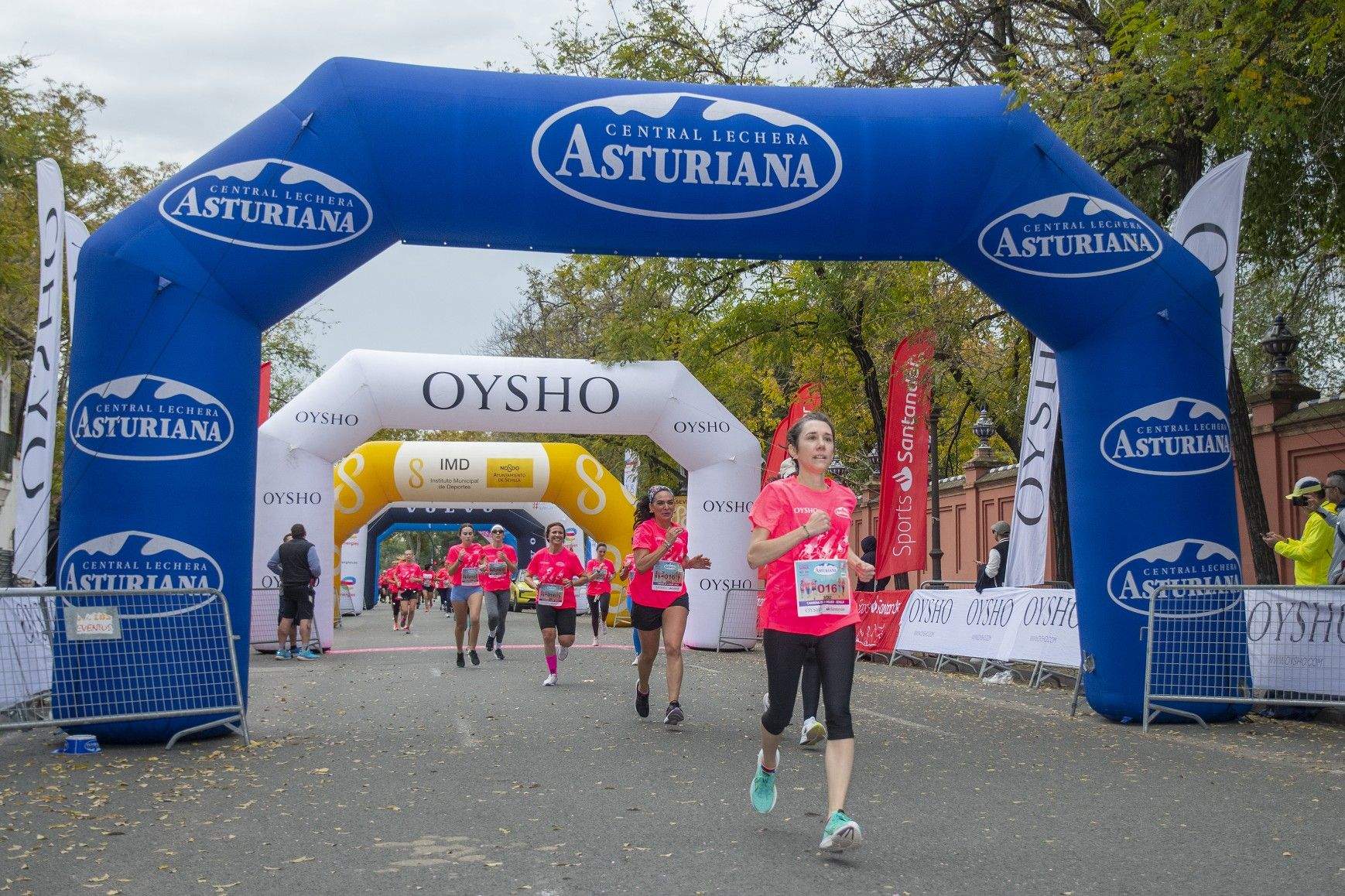 Las mejores fotos de la Carrera de la Mujer de Sevilla 2024. 210.