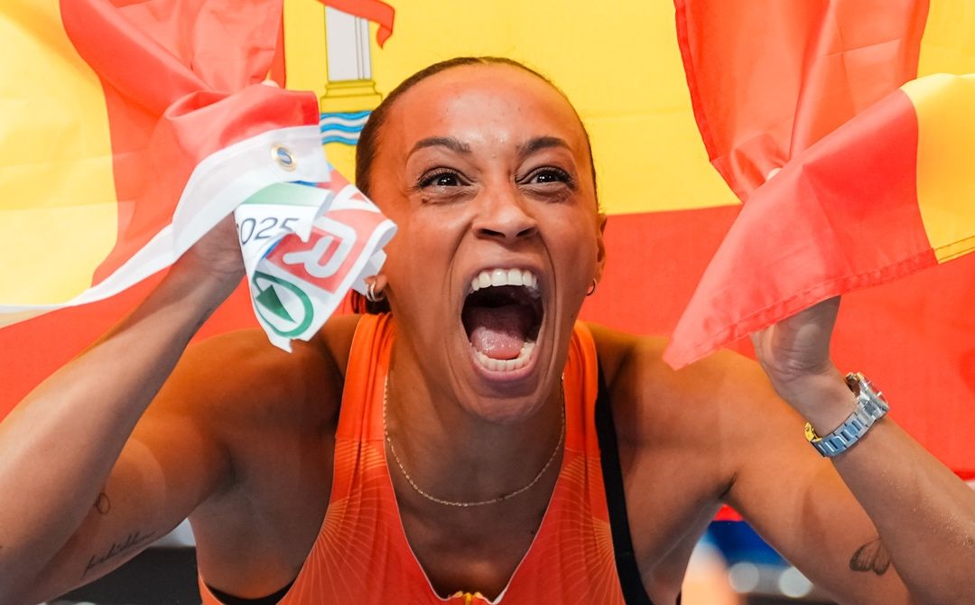 Ana Peleteiro después de proclamarse campeona de Europa en Apeldoorn 2025. SPORTMEDIA.
