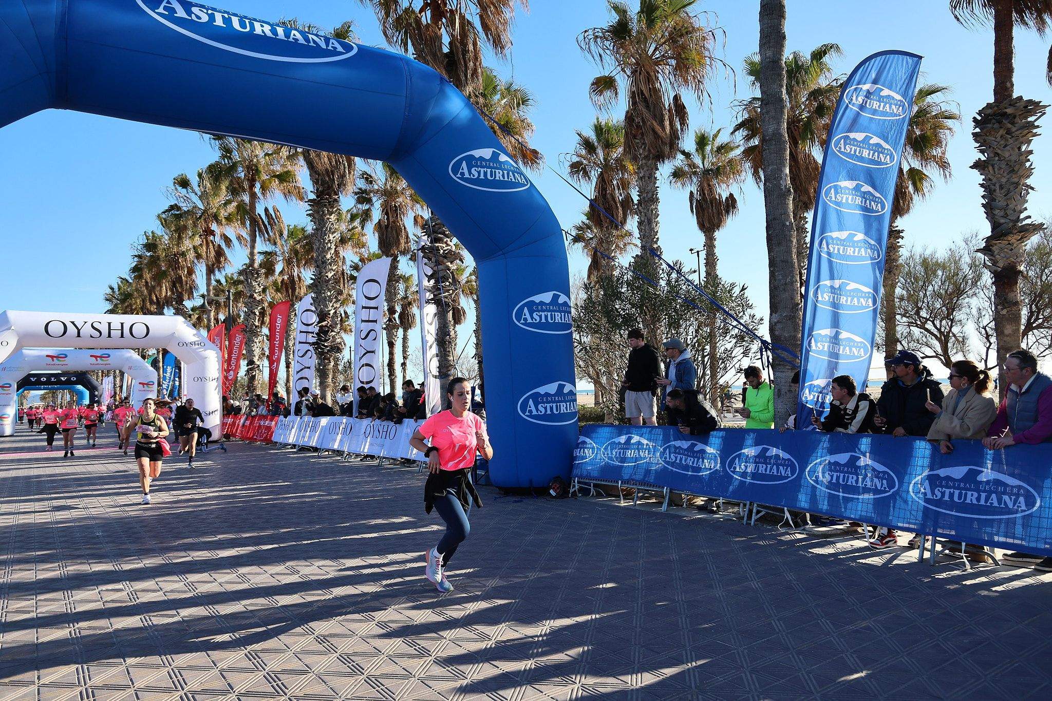 Las mejores fotos de la Carrera de la Mujer Central Lechera Asturiana de Valencia 2025. 502