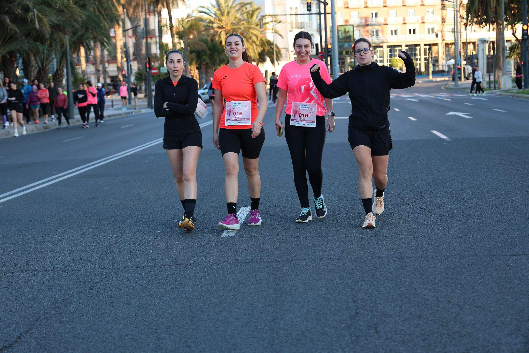 Las mejores fotos de la Carrera de la Mujer Central Lechera Asturiana de Valencia 2025. 16