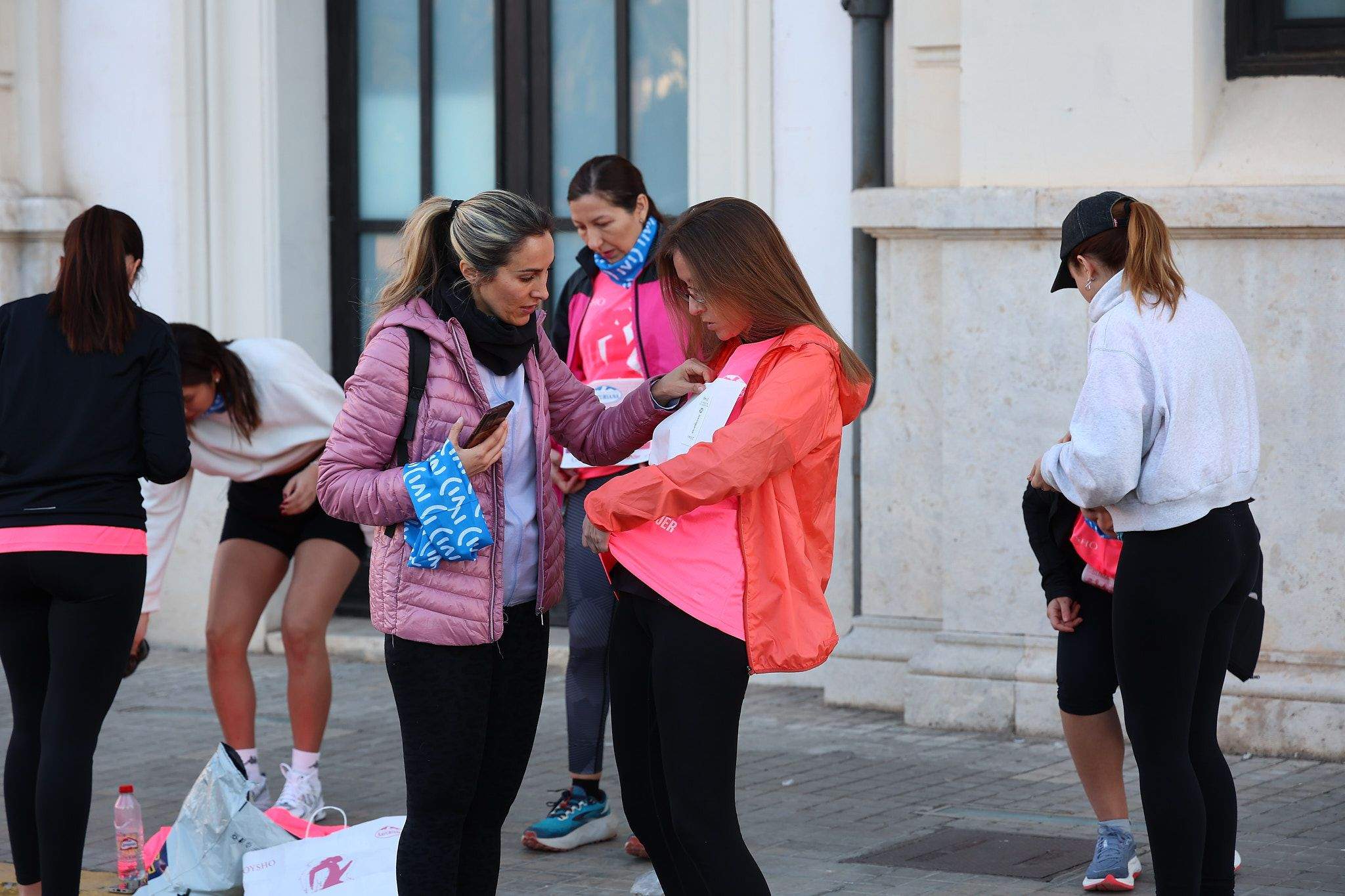 Las mejores fotos de la Carrera de la Mujer Central Lechera Asturiana de Valencia 2025. 19