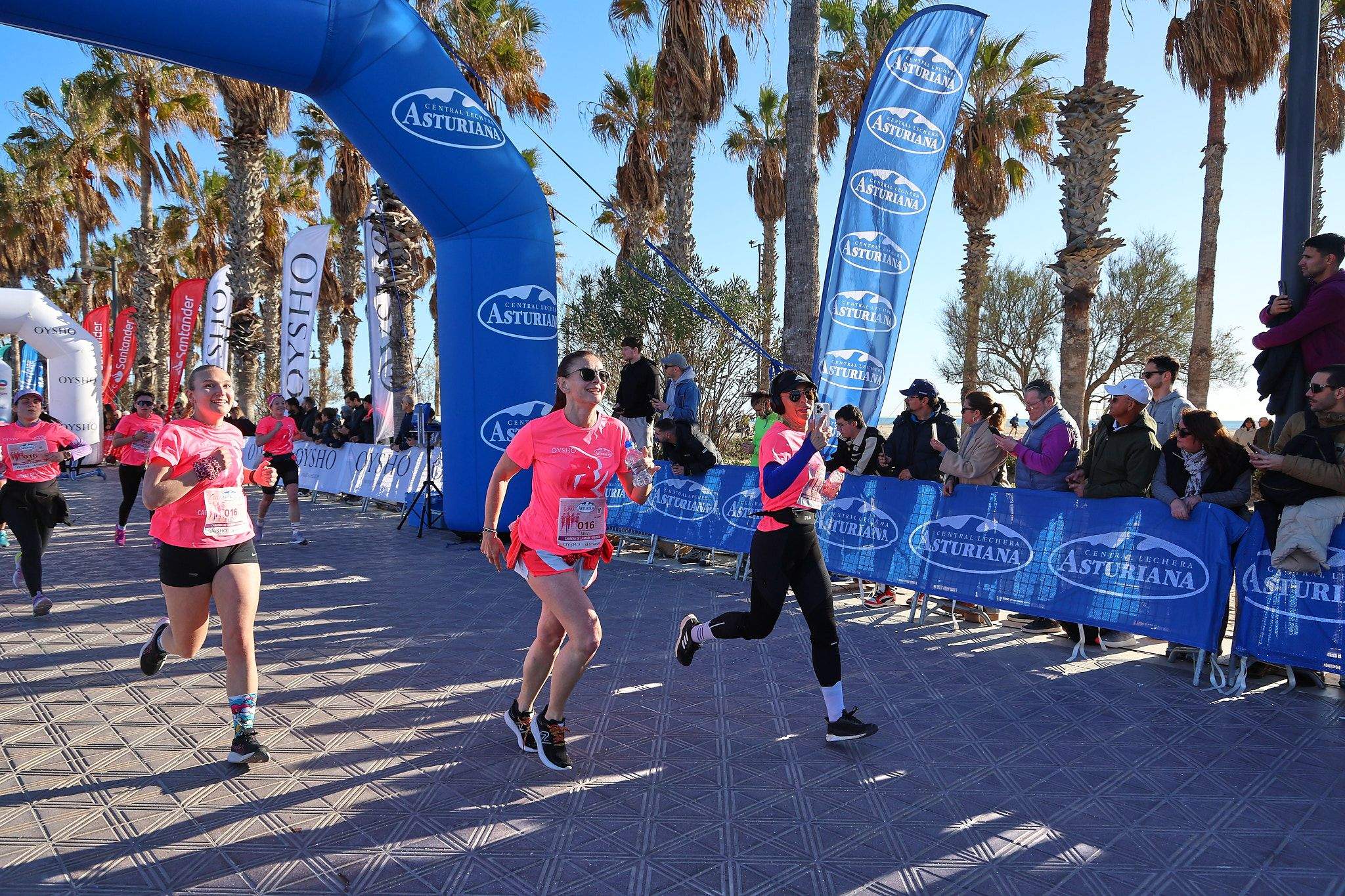 Las mejores fotos de la Carrera de la Mujer Central Lechera Asturiana de Valencia 2025. 506