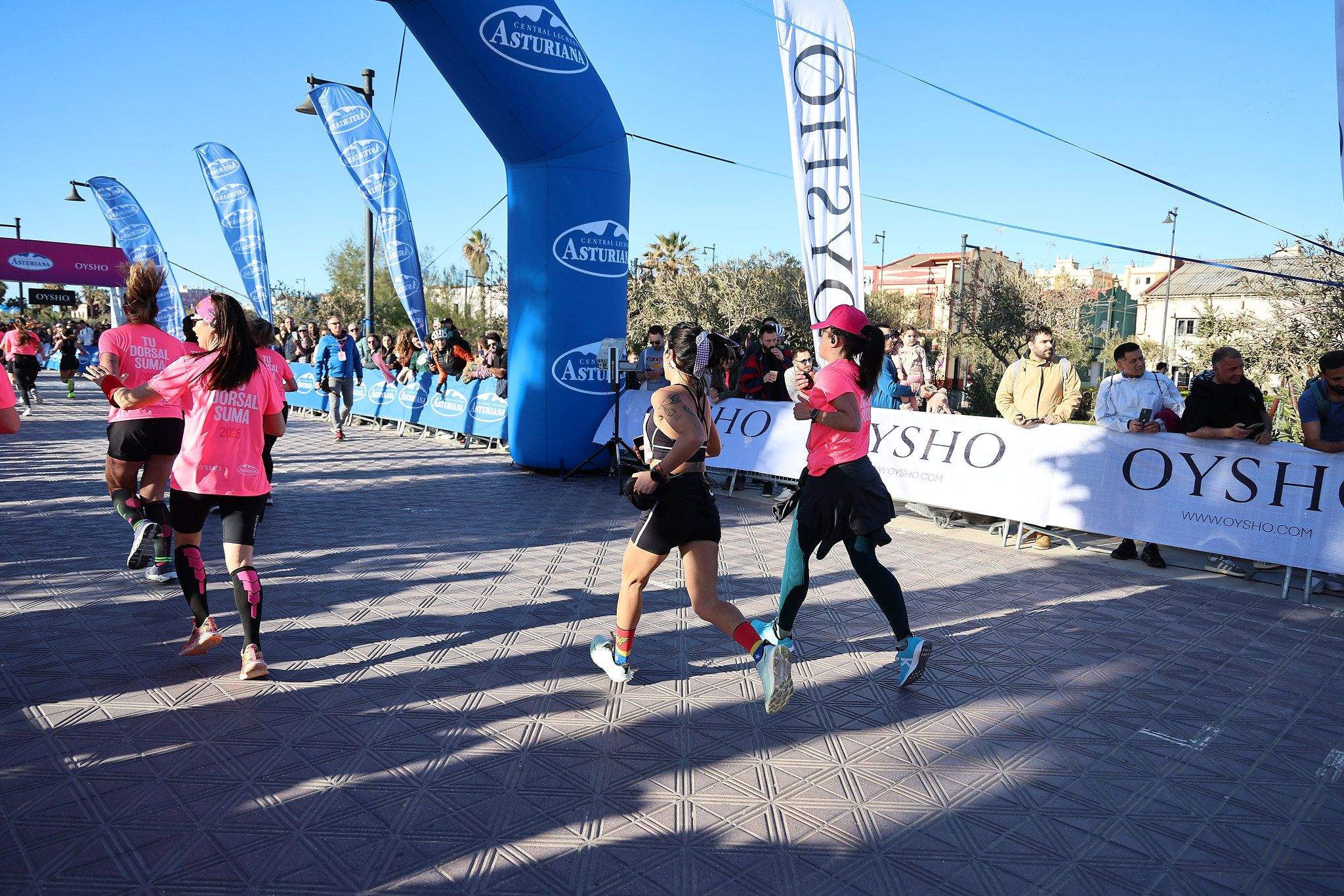 Las mejores fotos de la Carrera de la Mujer Central Lechera Asturiana de Valencia 2025. 751