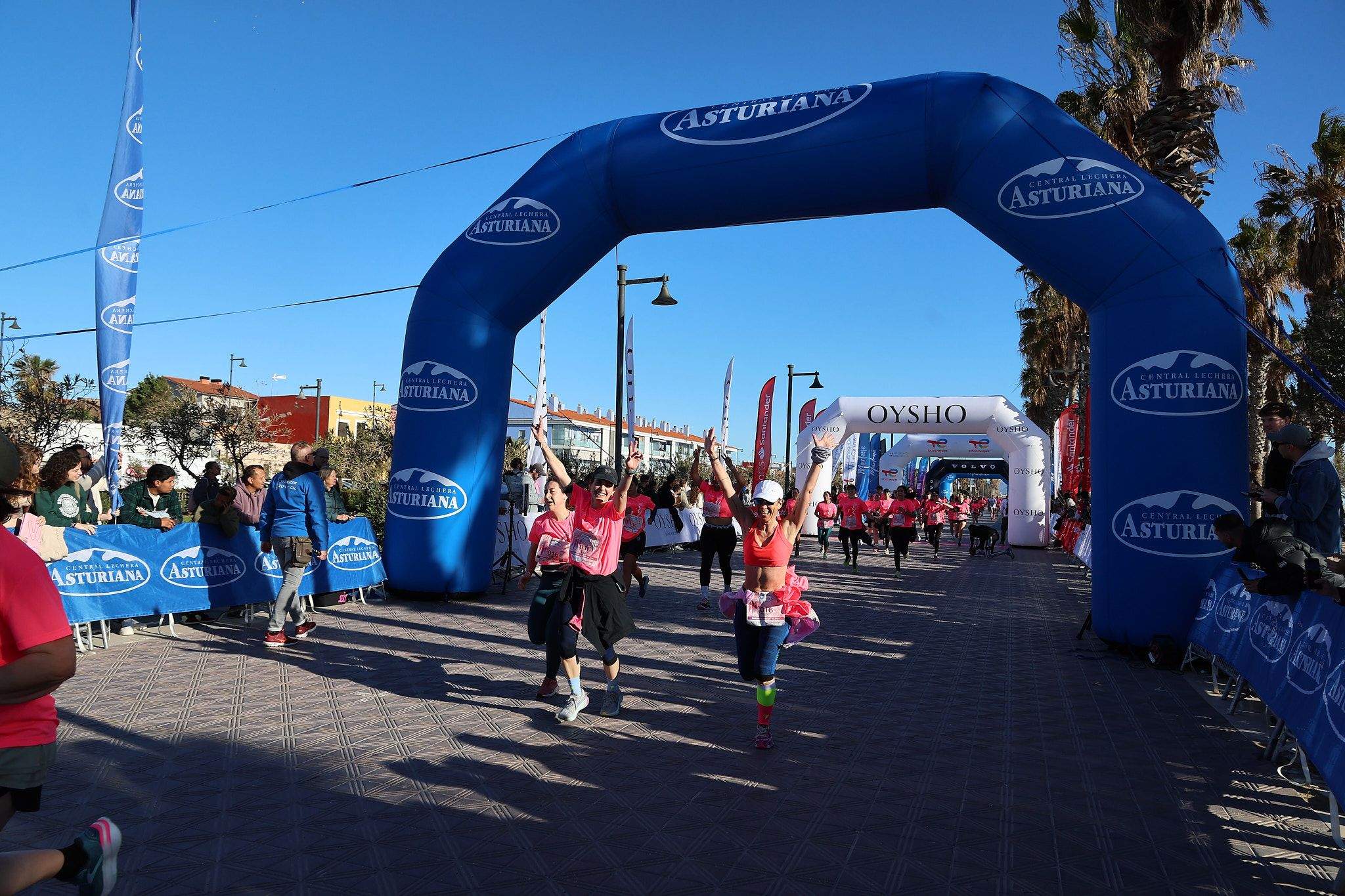 Las mejores fotos de la Carrera de la Mujer Central Lechera Asturiana de Valencia 2025. 517