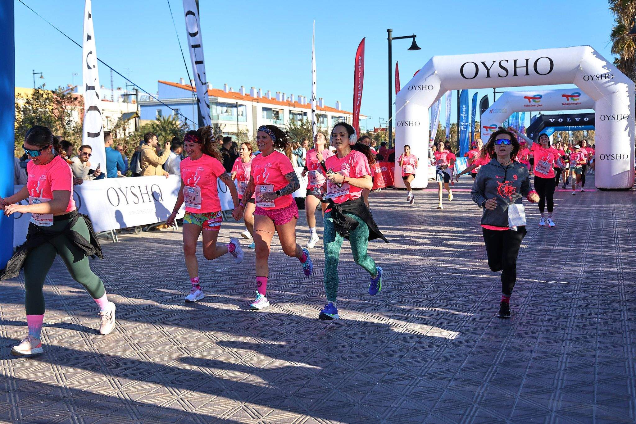 Las mejores fotos de la Carrera de la Mujer Central Lechera Asturiana de Valencia 2025. 776