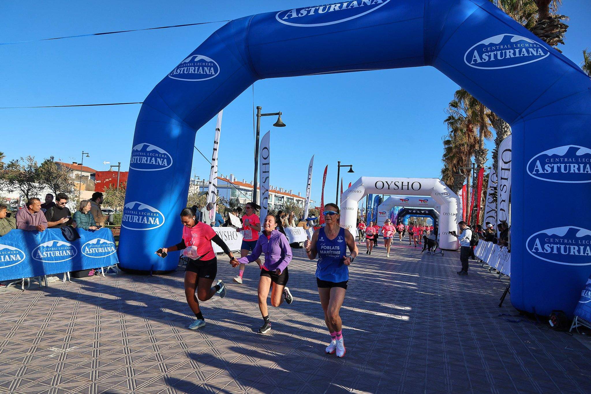 Las mejores fotos de la Carrera de la Mujer Central Lechera Asturiana de Valencia 2025. 538
