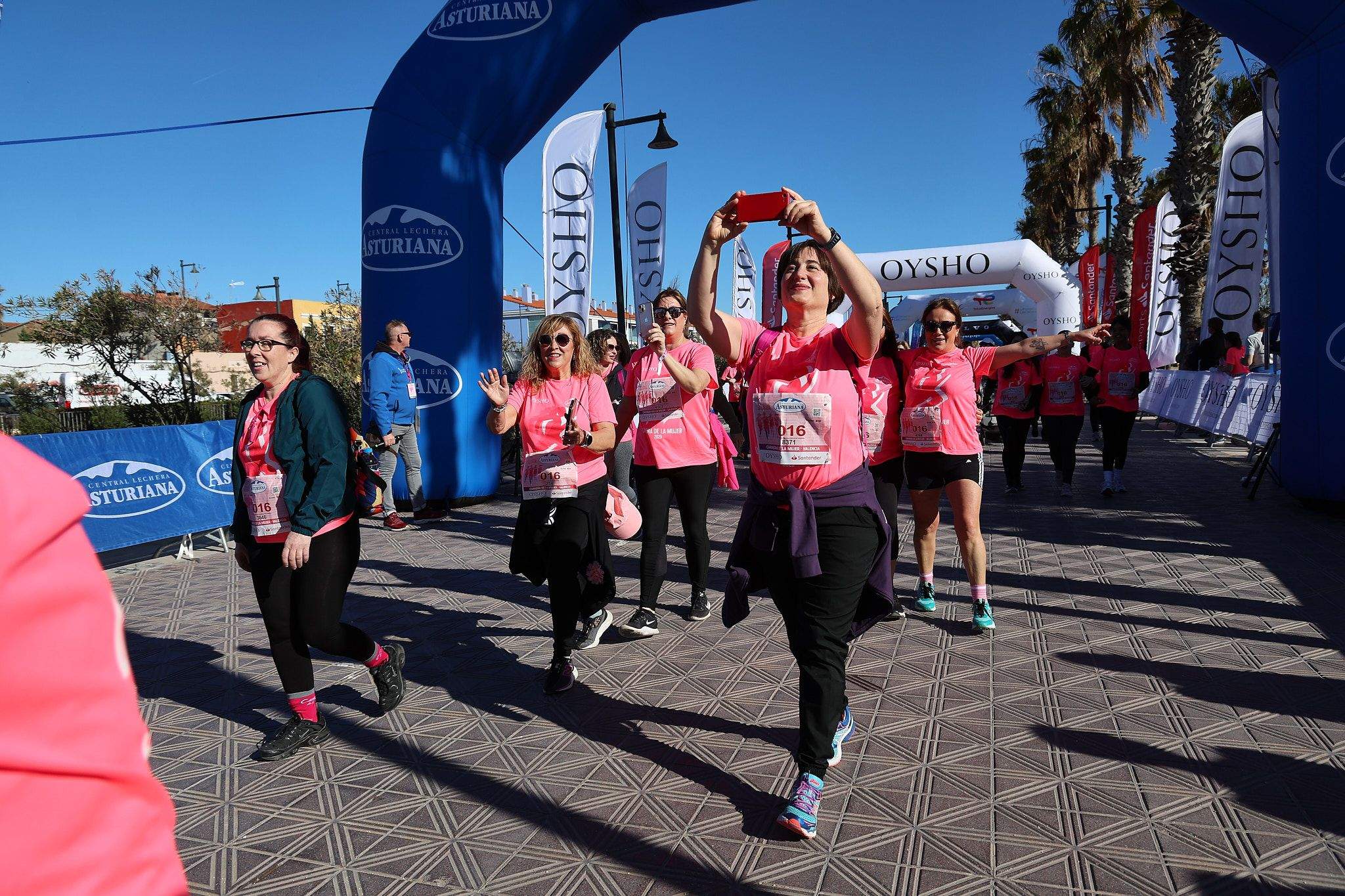 Las mejores fotos de la Carrera de la Mujer Central Lechera Asturiana de Valencia 2025. 1273