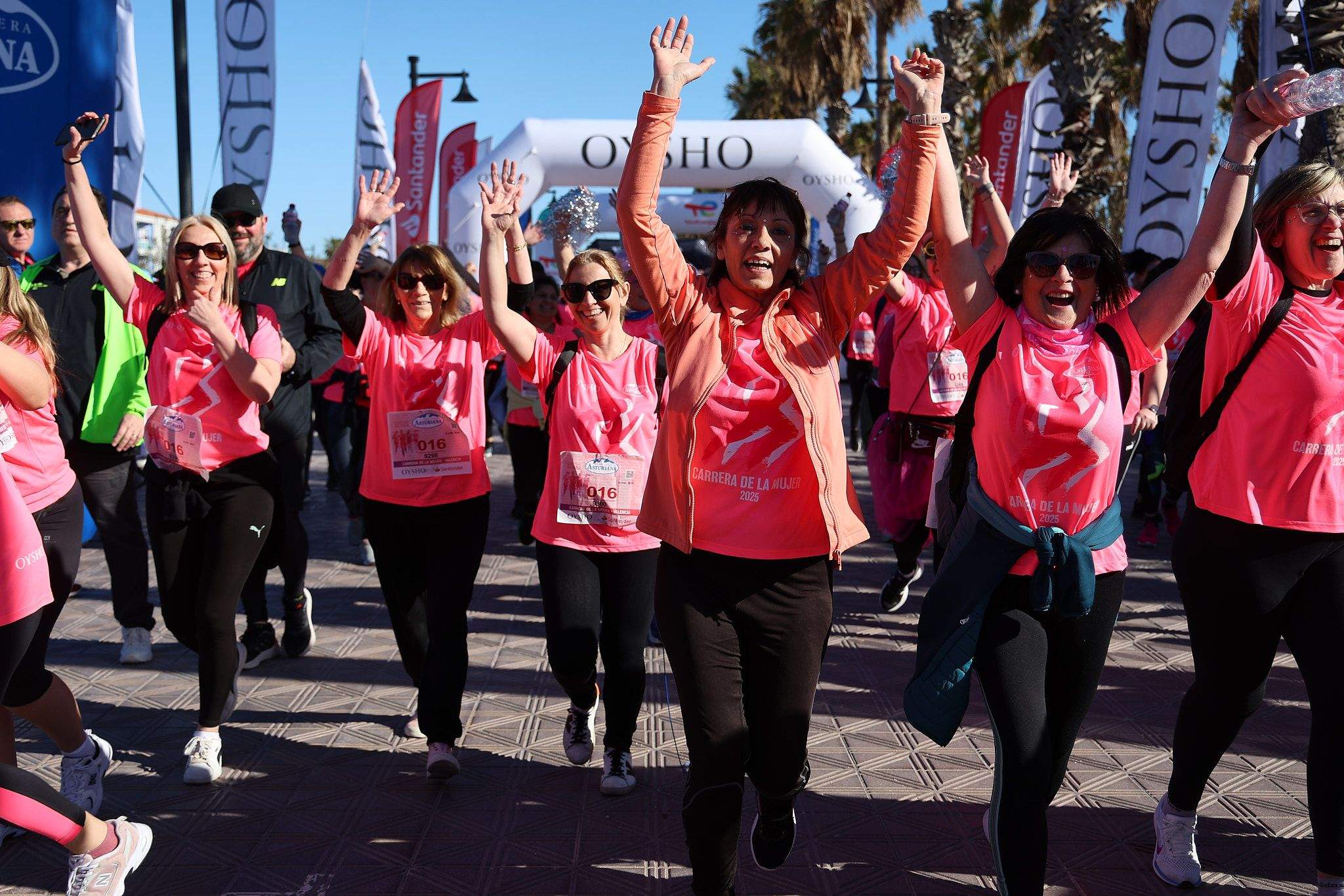 Las mejores fotos de la Carrera de la Mujer Central Lechera Asturiana de Valencia 2025. 1036