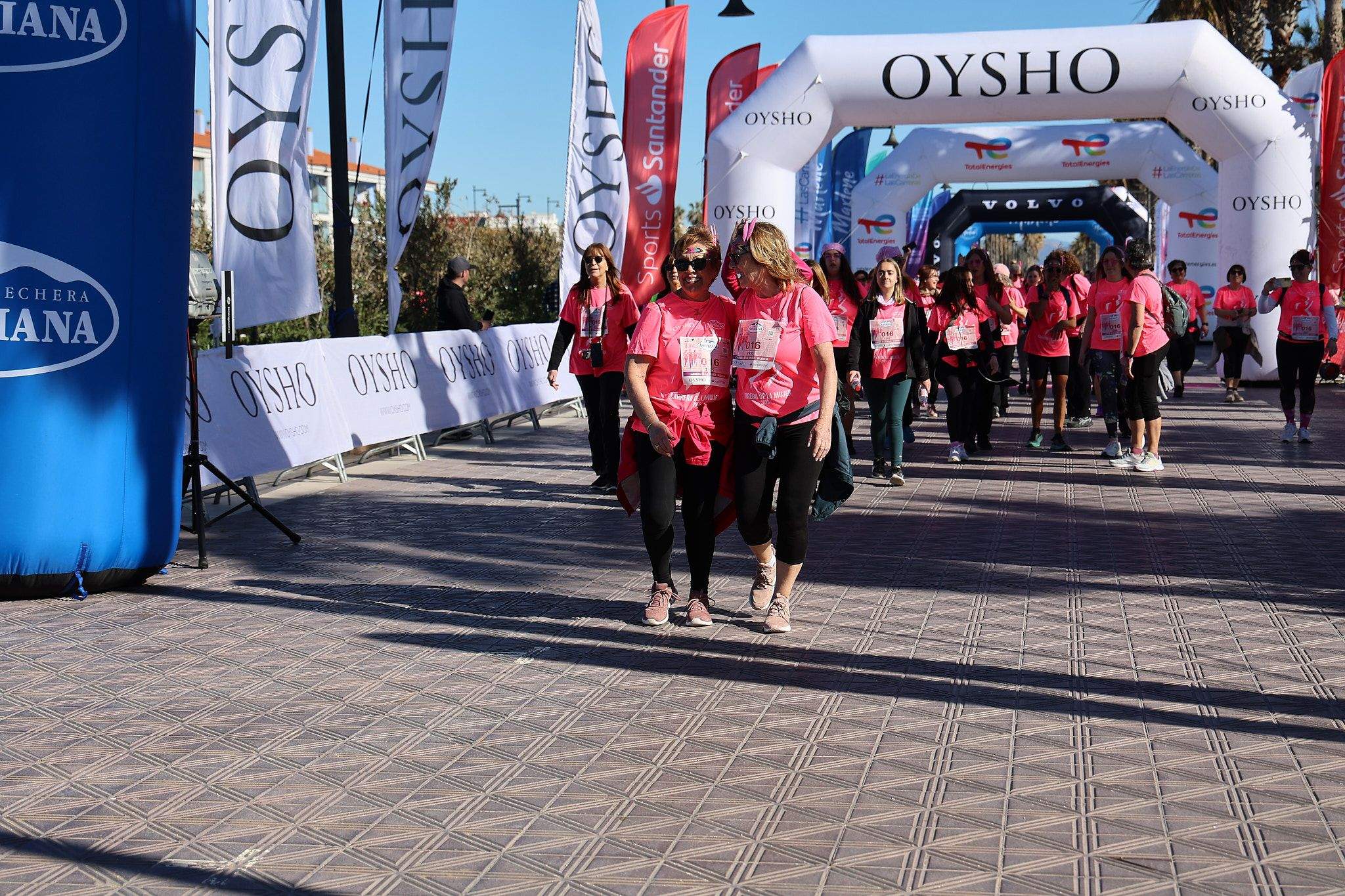 Las mejores fotos de la Carrera de la Mujer Central Lechera Asturiana de Valencia 2025. 1521